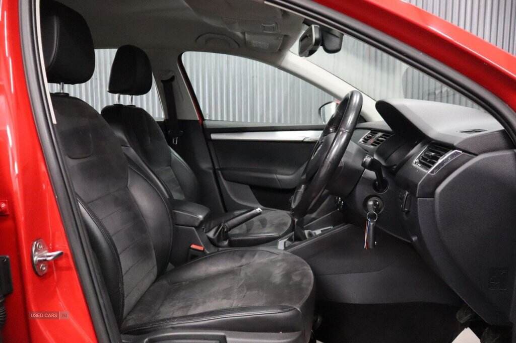 Mar 2014 Skoda Octavia 1.6 TDI CR Elegance 5dr