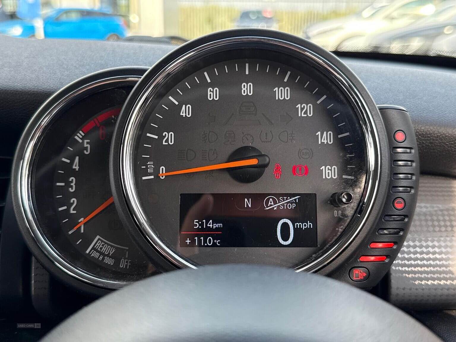 Mar 2016 MINI HATCHBACK 1.5 Cooper D 5Dr