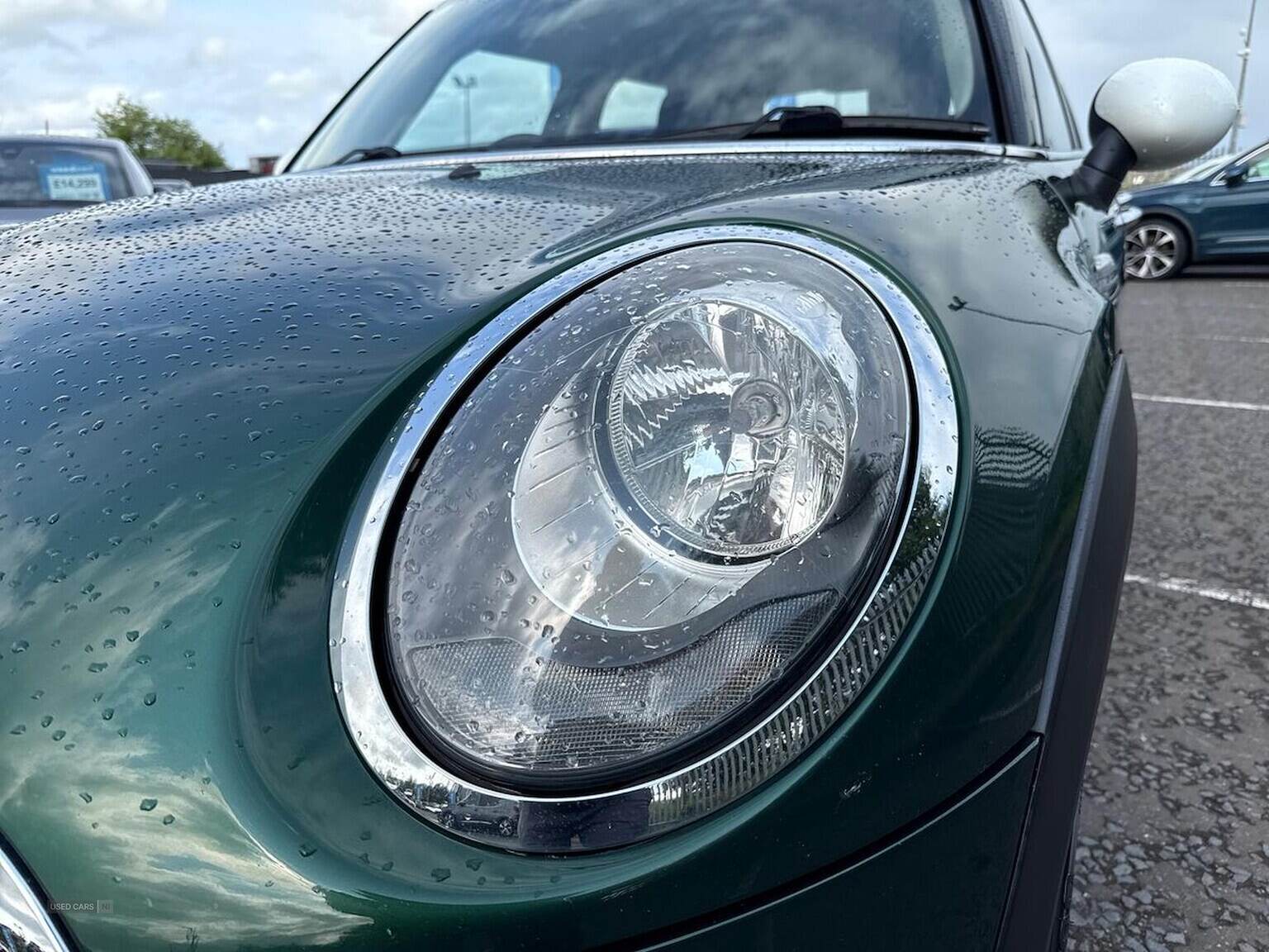 Mar 2016 MINI HATCHBACK 1.5 Cooper D 5Dr