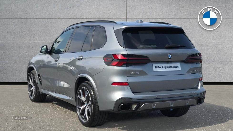 Aug 2024 BMW X5 xDrive30d MHT M Sport 5dr Auto