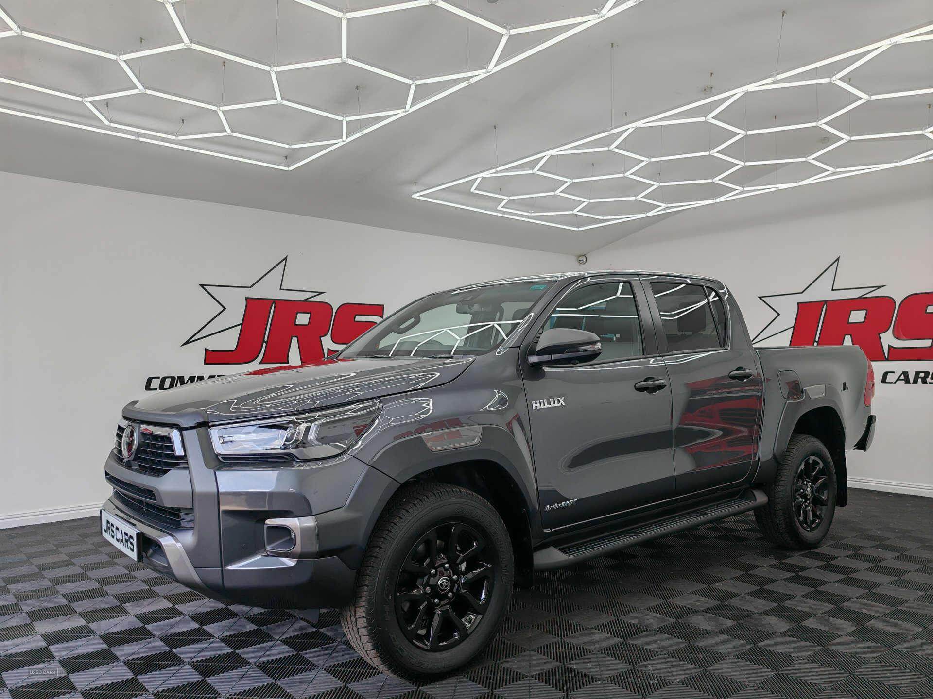 2025 Toyota Hilux 2.8 Hilux Invincible X MHEV 4WD A 4WD 4dr