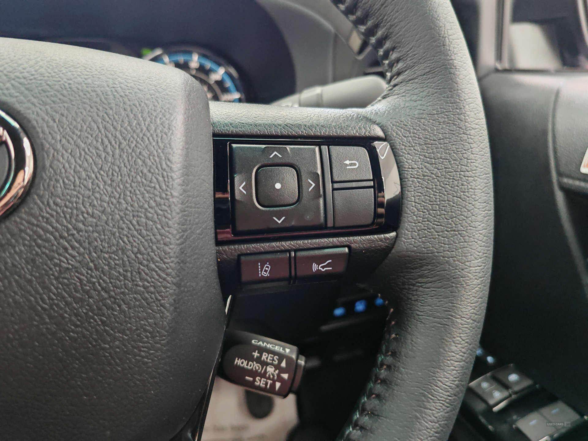 2025 Toyota Hilux 2.8 Hilux Invincible X MHEV 4WD A 4WD 4dr