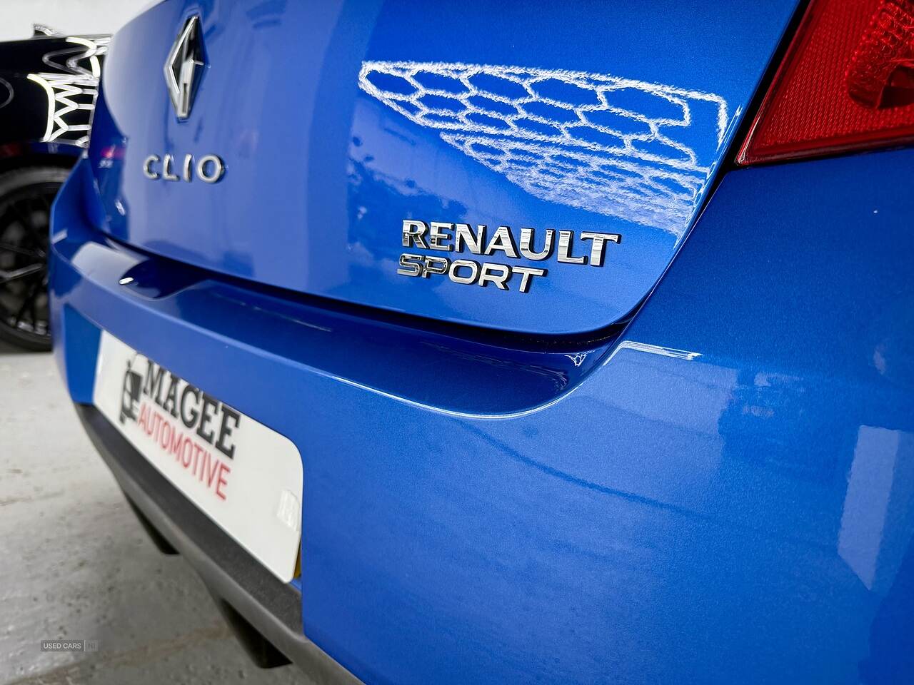 Jan 2008 Renault Clio 2.0 16V Renaultsport 197 3dr