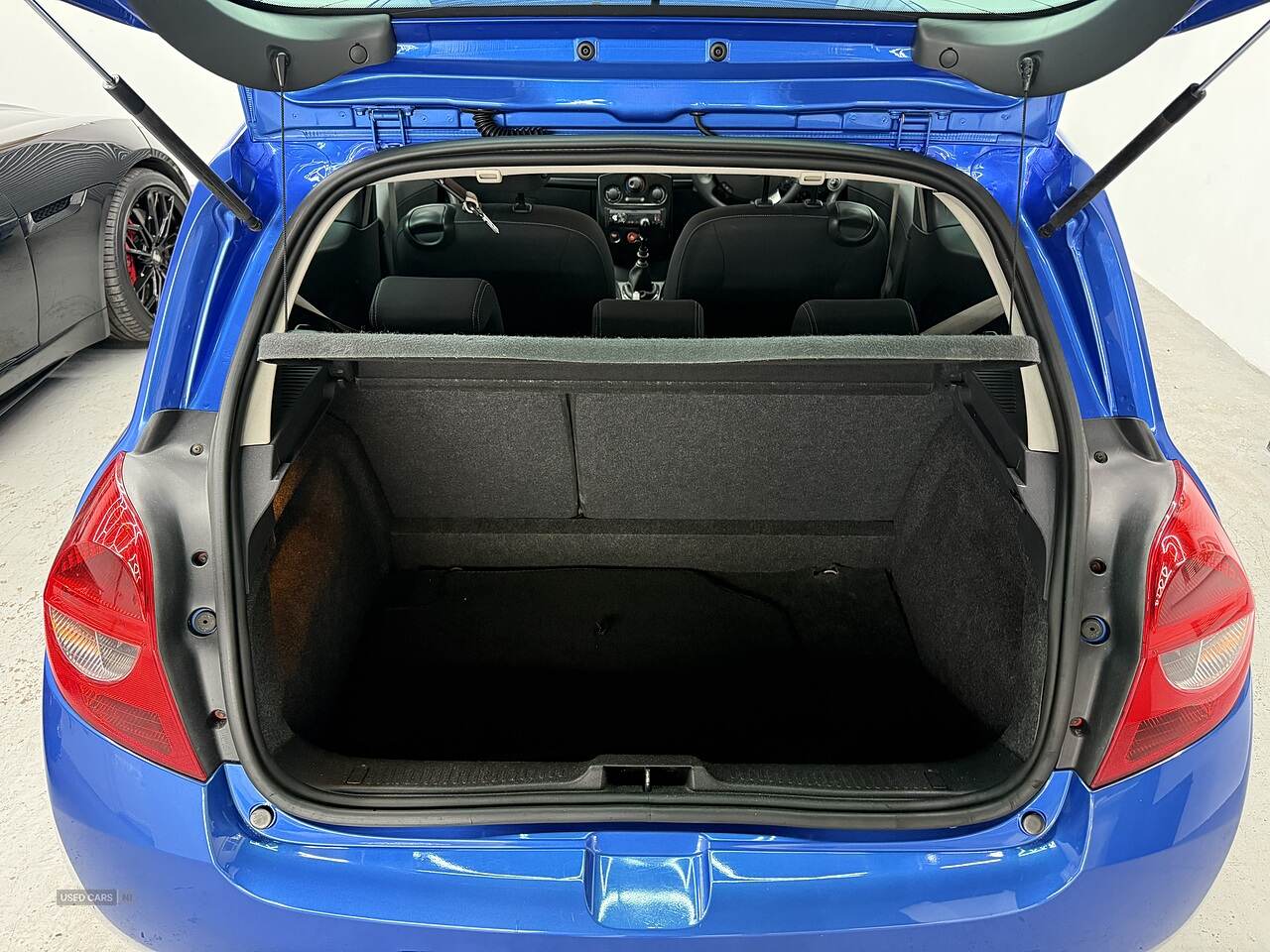 Jan 2008 Renault Clio 2.0 16V Renaultsport 197 3dr