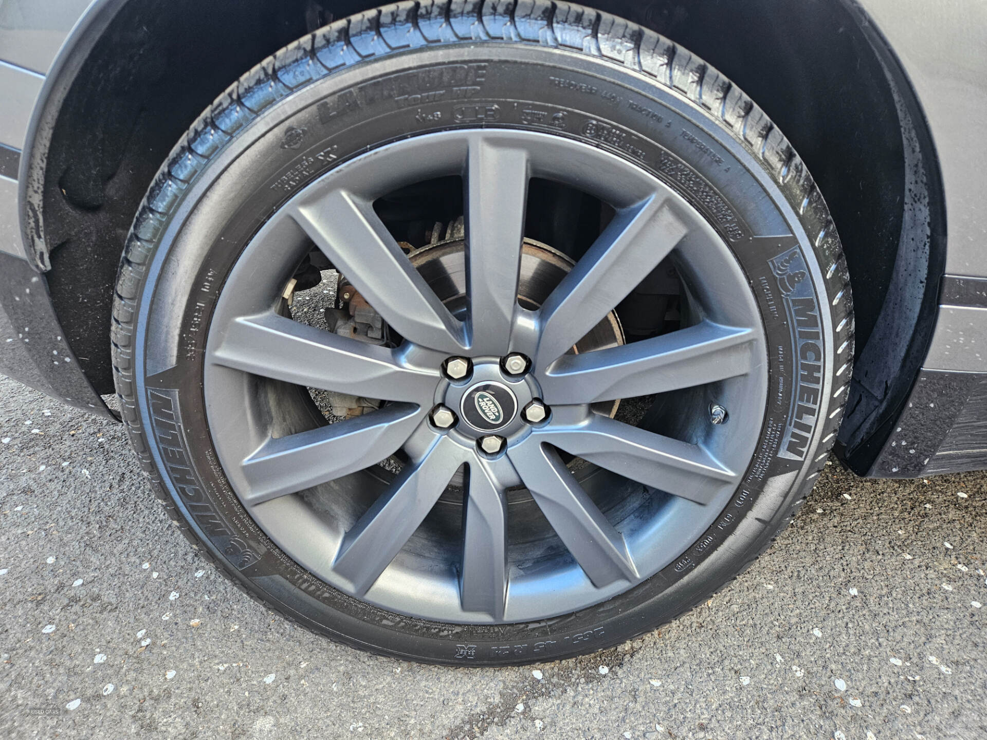 Apr 2019 Land Rover Range Rover Velar 2.0 D180 R-Dynamic 5dr Auto