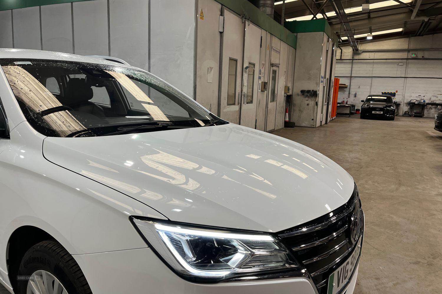 Mar 2022 MG Motor Uk MG5 115kW Exclusive EV 61kWh 5dr Auto