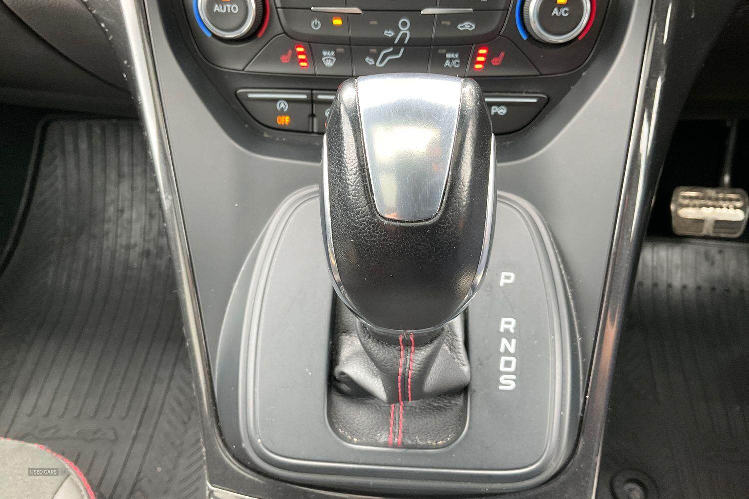 Jan 2019 Ford Kuga 2.0 TDCi 180 ST-Line X 5dr Auto