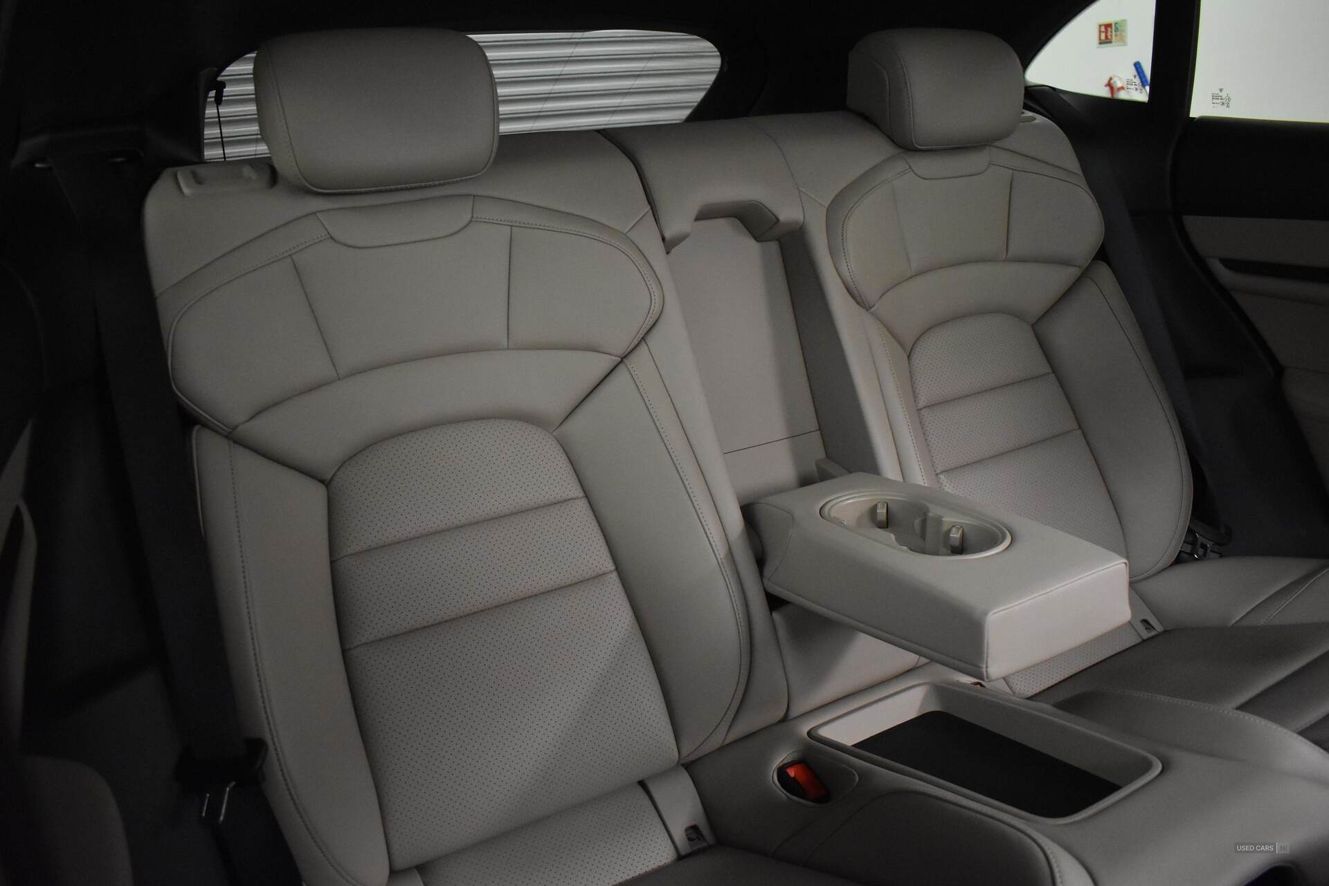 2022 Porsche Taycan 350kW 4 93kWh 5dr Auto