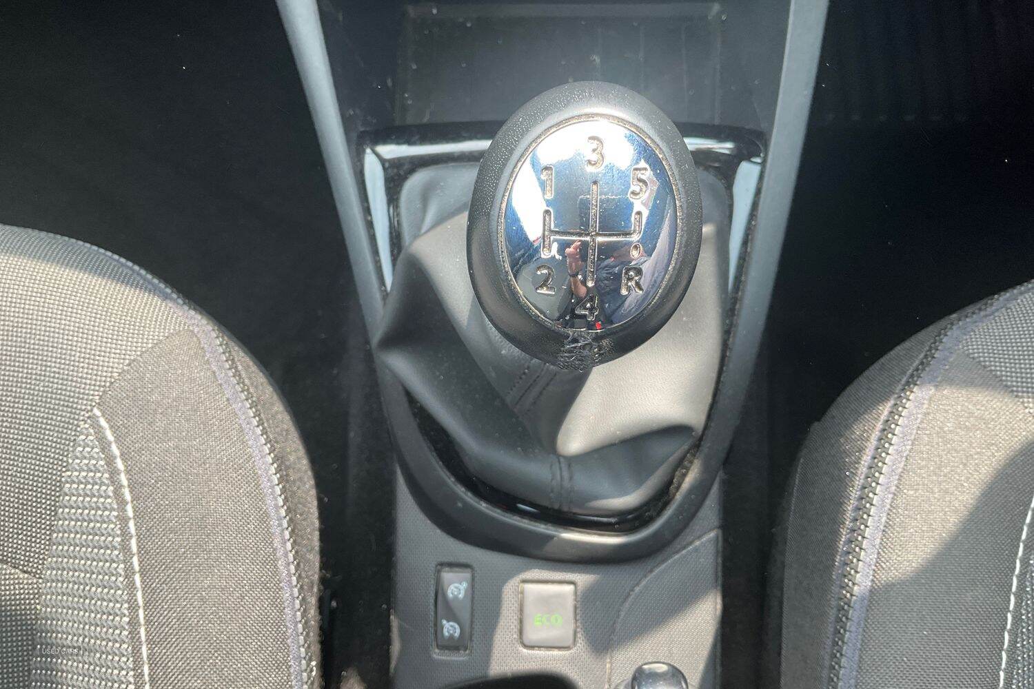 Feb 2016 Renault Captur 0.9 TCE 90 Dynamique Nav 5dr