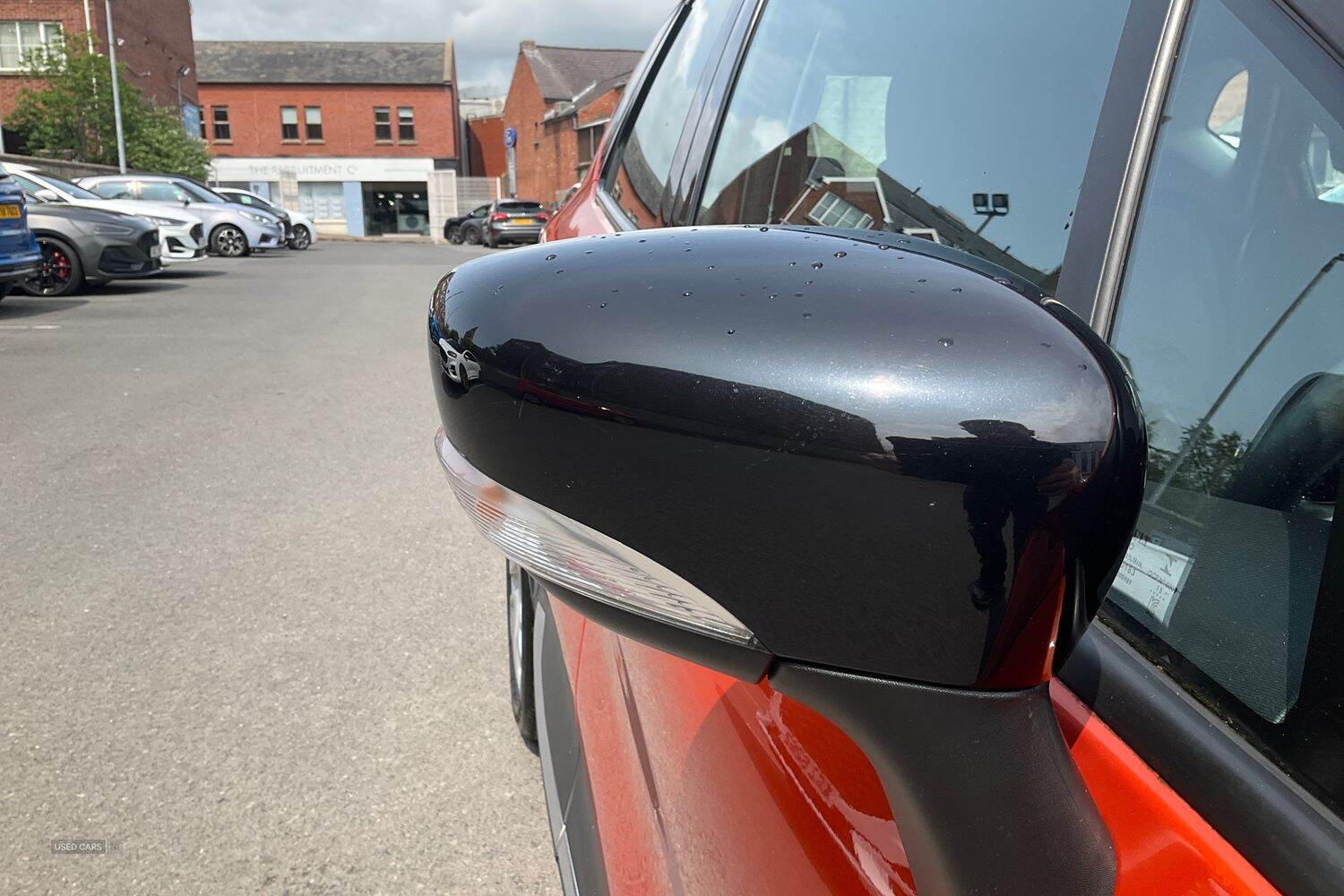 Feb 2016 Renault Captur 0.9 TCE 90 Dynamique Nav 5dr