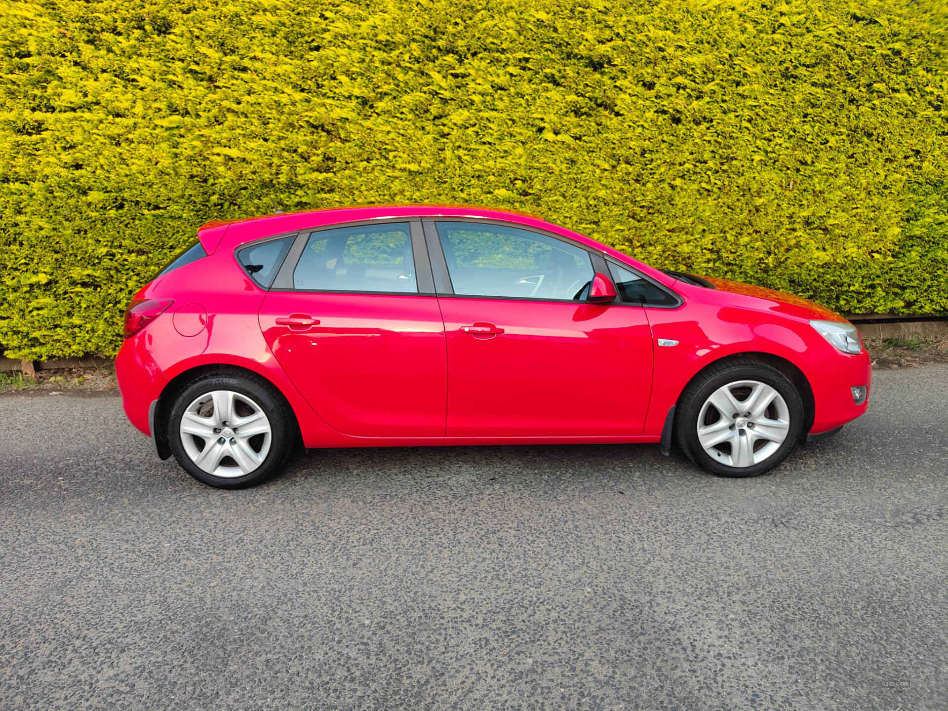 Apr 2011 Vauxhall Astra 1.4T 16V Exclusiv [140] 5dr