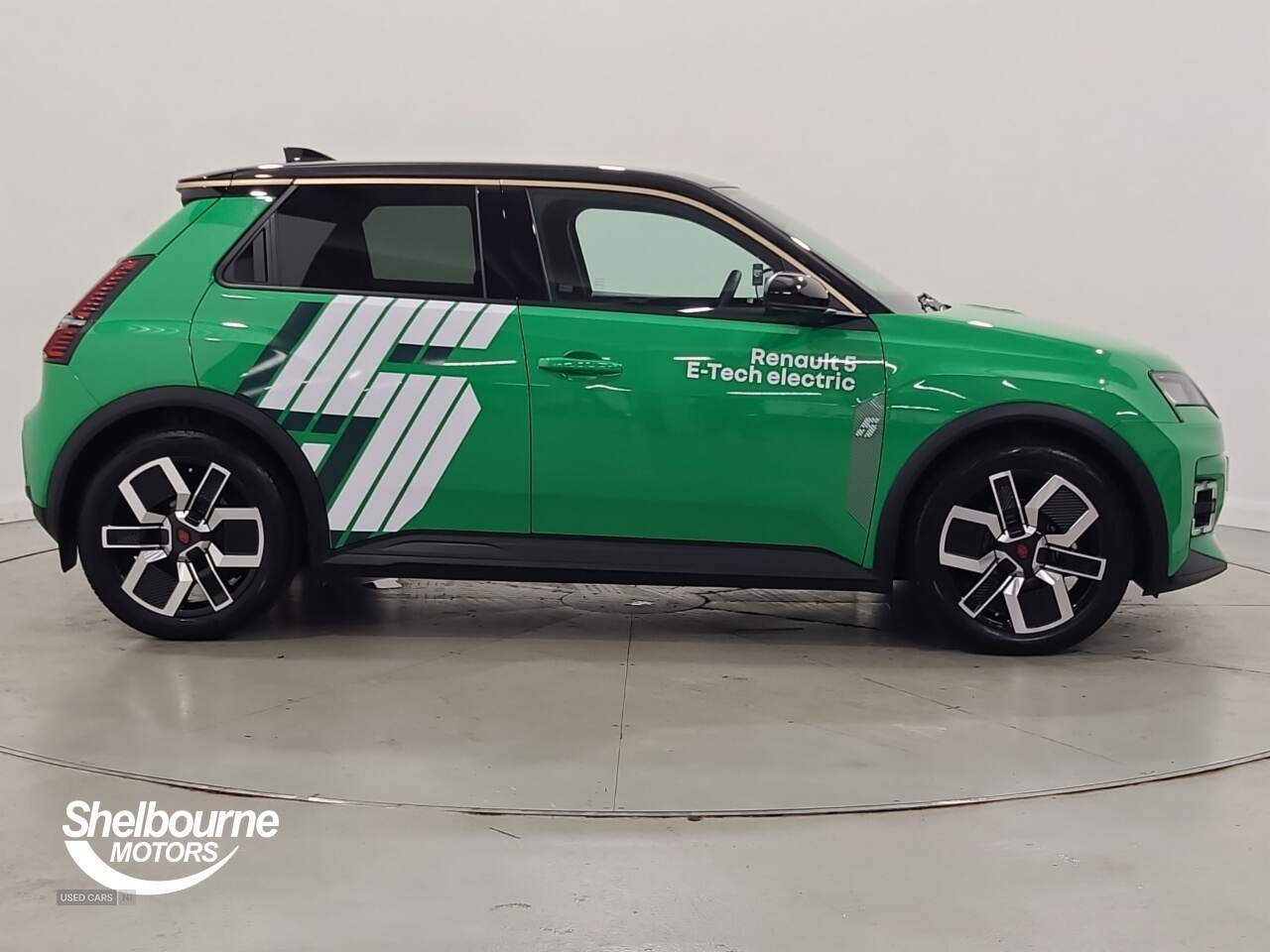 Feb 2025 Renault 5 110kW Techno Comfort Range 52 kWh 5dr Auto