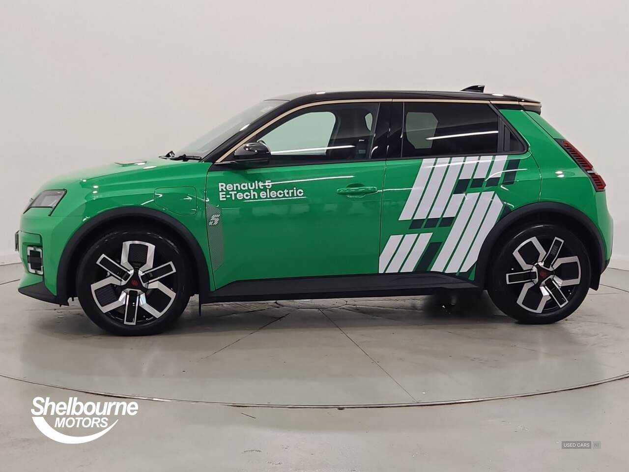 Feb 2025 Renault 5 110kW Techno Comfort Range 52 kWh 5dr Auto