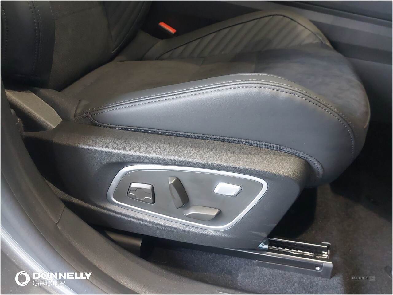 May 2025 Renault Rafale E-Tech PHEV Atelier Alpine AWD 5dr Auto