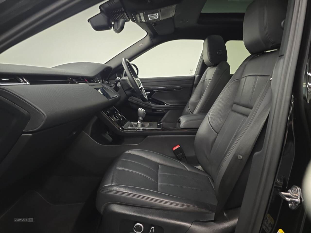Jan 2022 Land Rover Range Rover Evoque 2.0 D165 R-Dynamic S 5dr 2WD