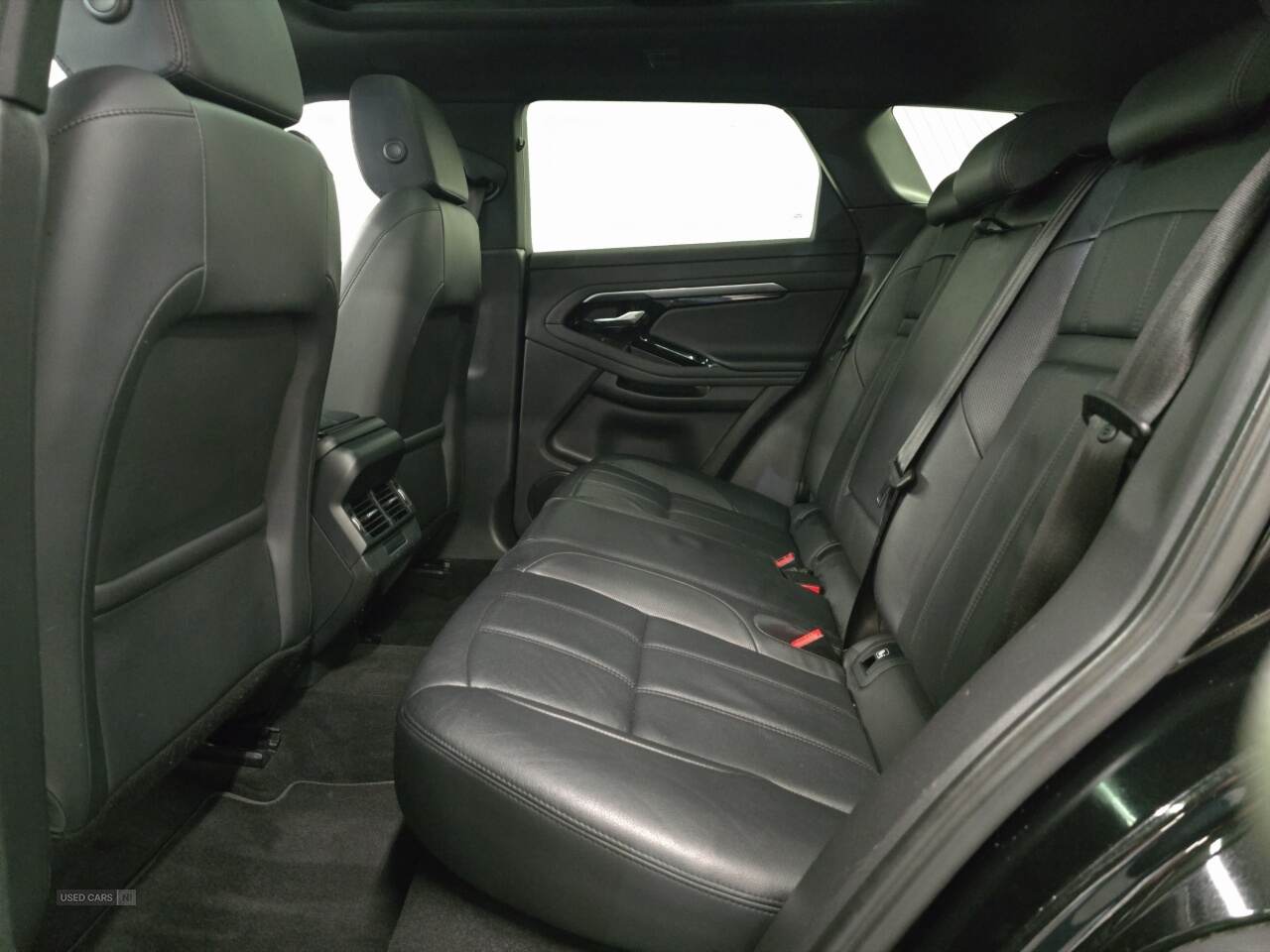 Jan 2022 Land Rover Range Rover Evoque 2.0 D165 R-Dynamic S 5dr 2WD