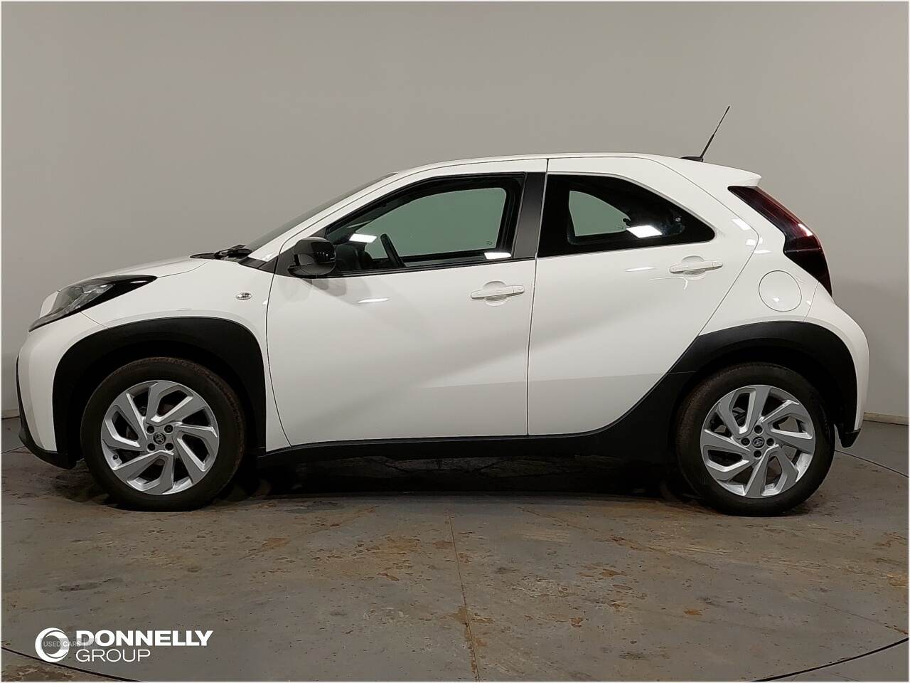 Mar 2023 Toyota Aygo X 1.0 VVT-i Pure 5dr