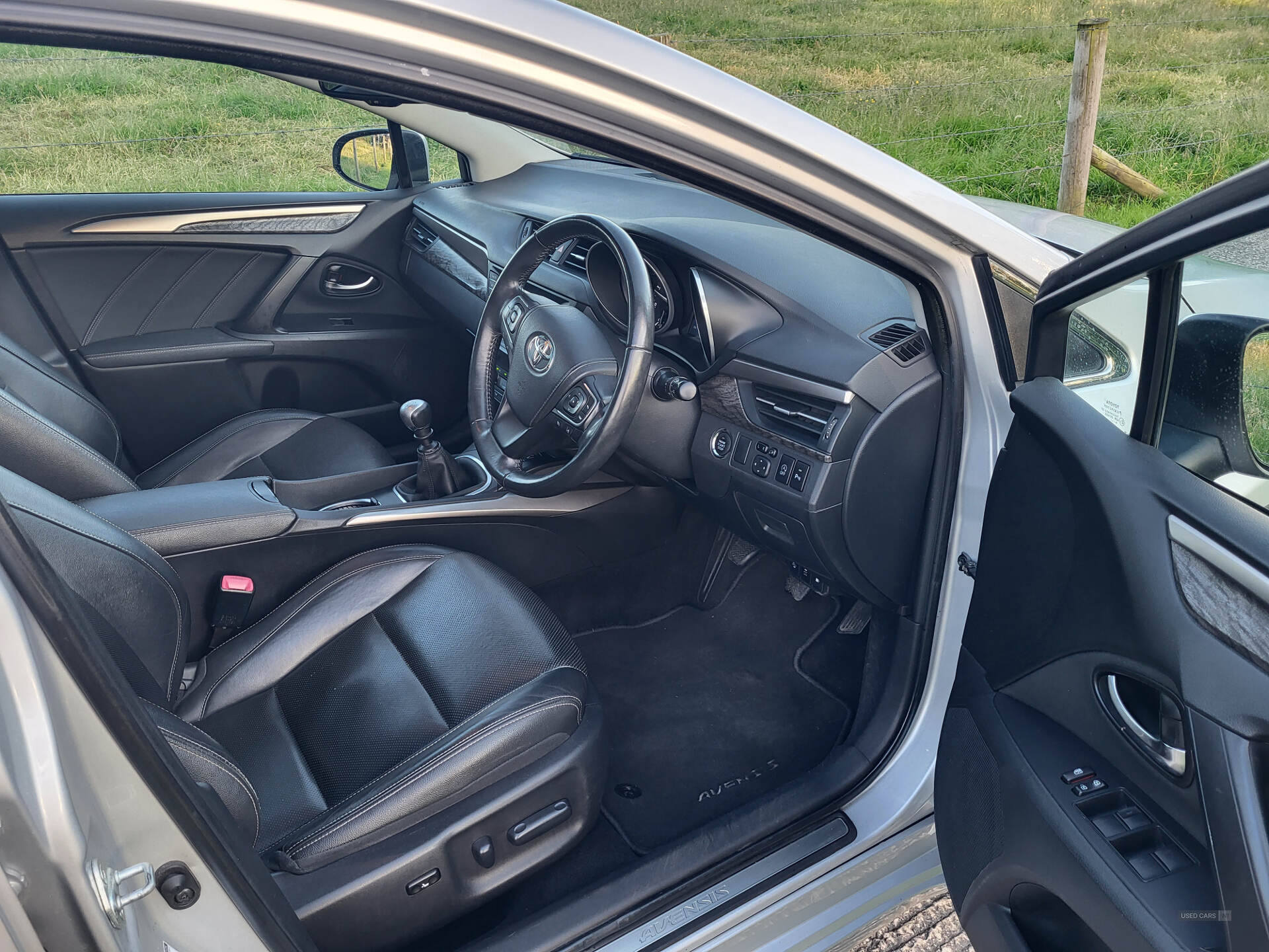 Feb 2016 Toyota Avensis 2.0D Excel 5dr