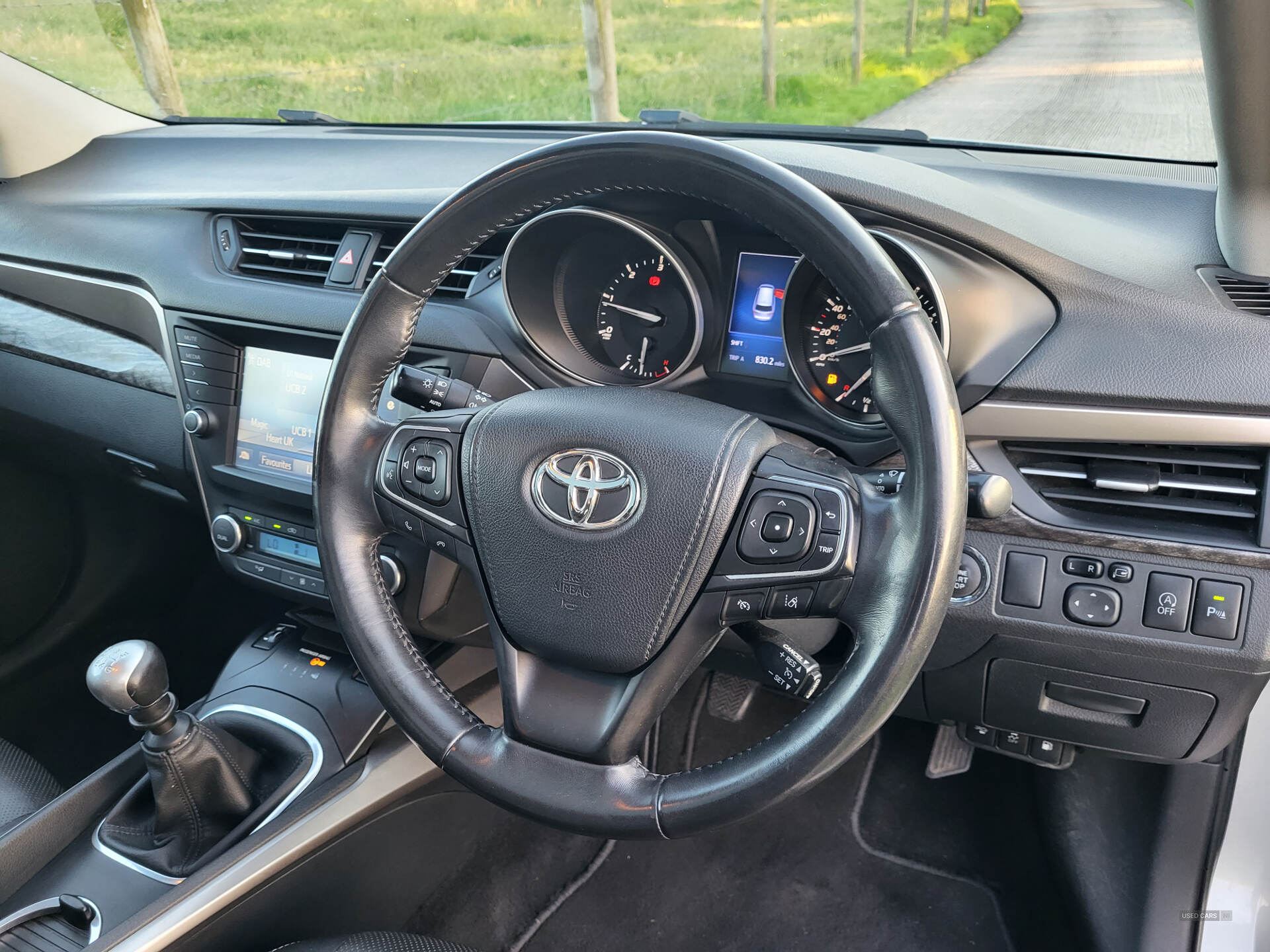 Feb 2016 Toyota Avensis 2.0D Excel 5dr