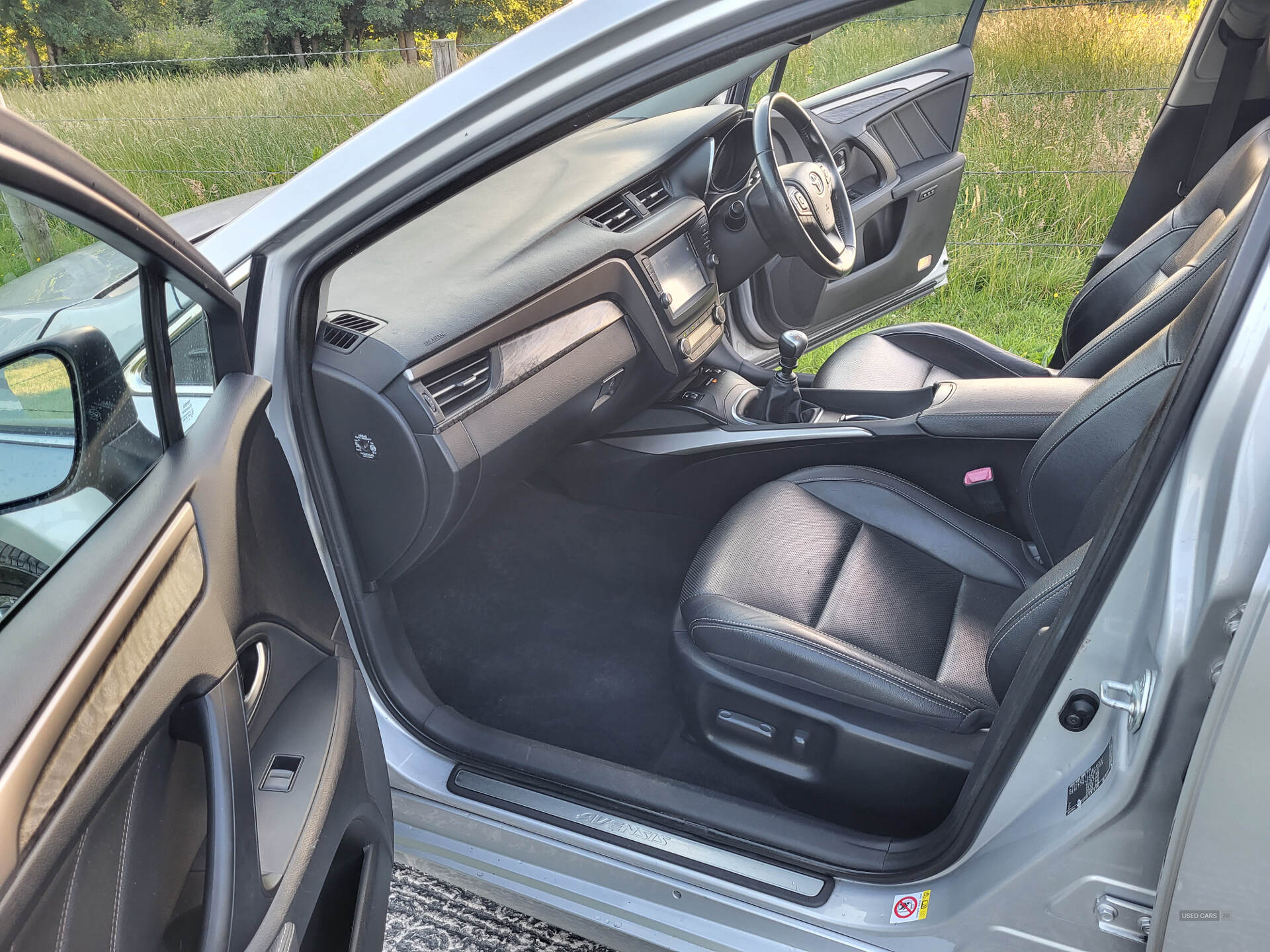 Feb 2016 Toyota Avensis 2.0D Excel 5dr