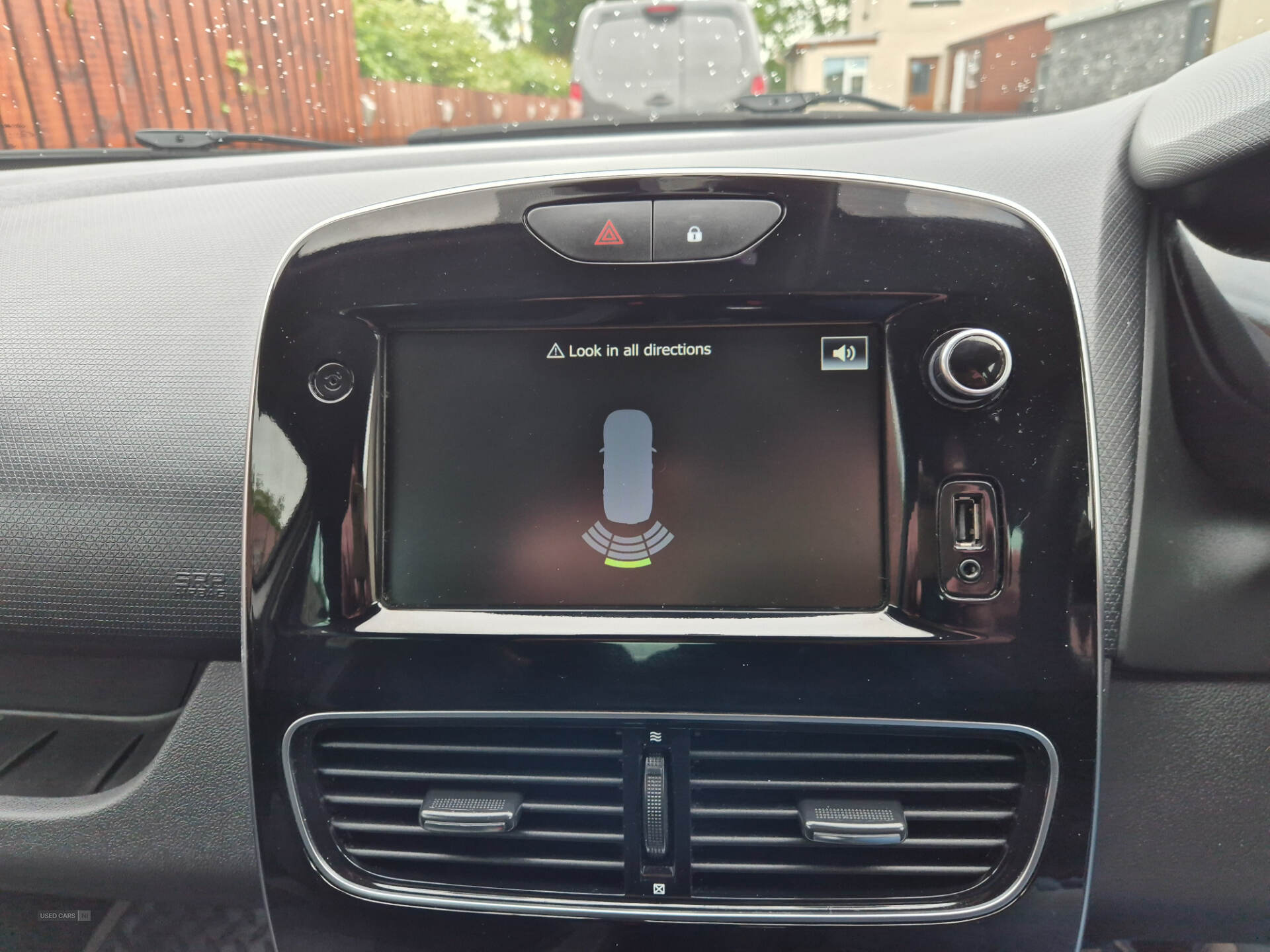 Mar 2019 Renault Clio 1.5 dCi 90 Iconic 5dr
