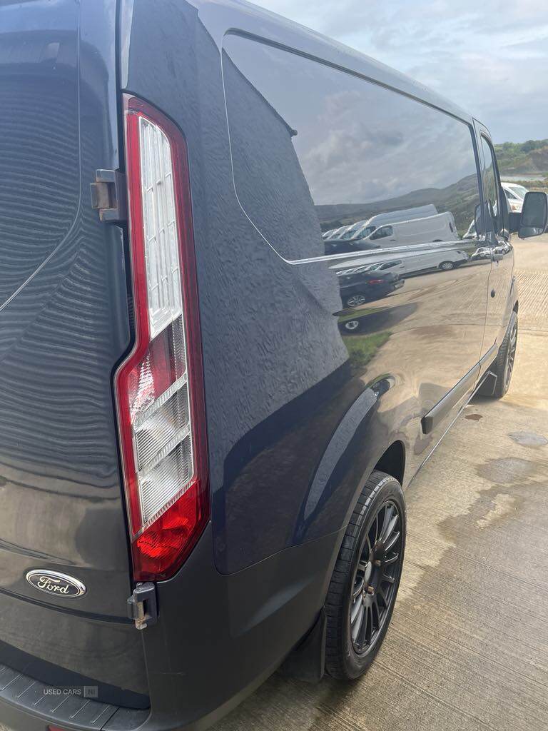 Oct 2014 Ford Transit Custom 2.2 TDCi 125ps Low Roof Trend Van