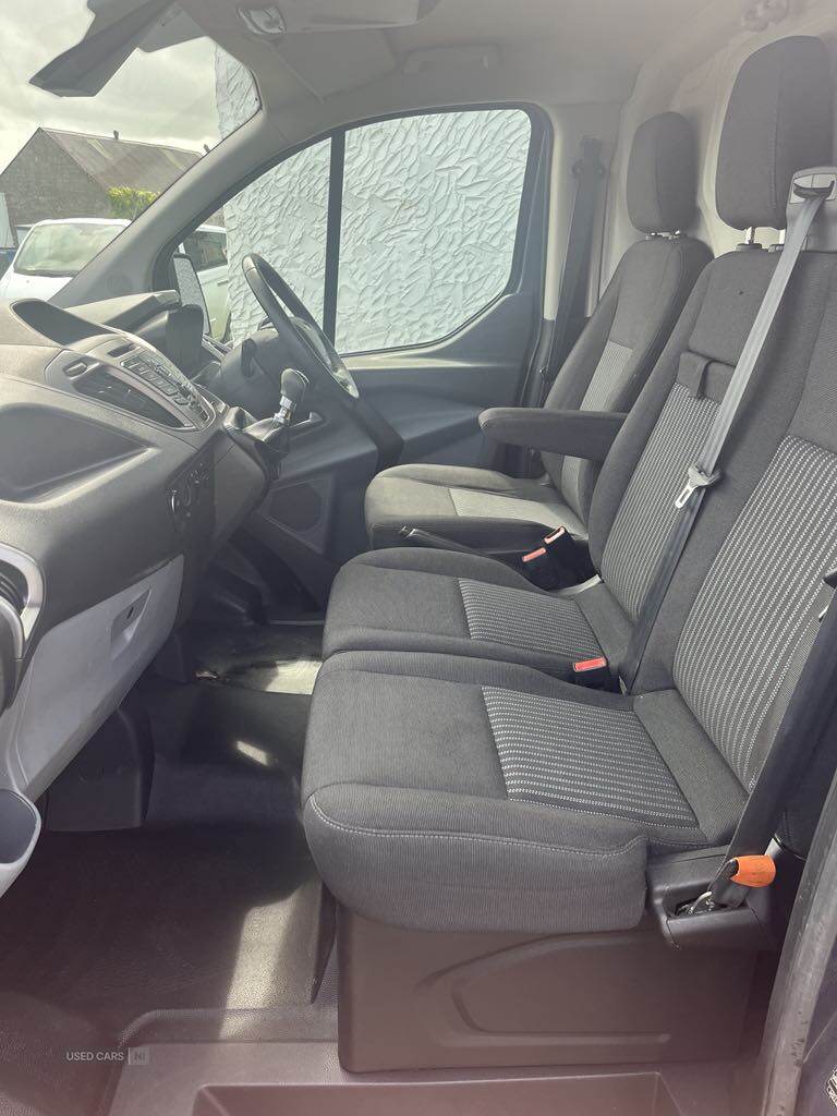 Oct 2014 Ford Transit Custom 2.2 TDCi 125ps Low Roof Trend Van