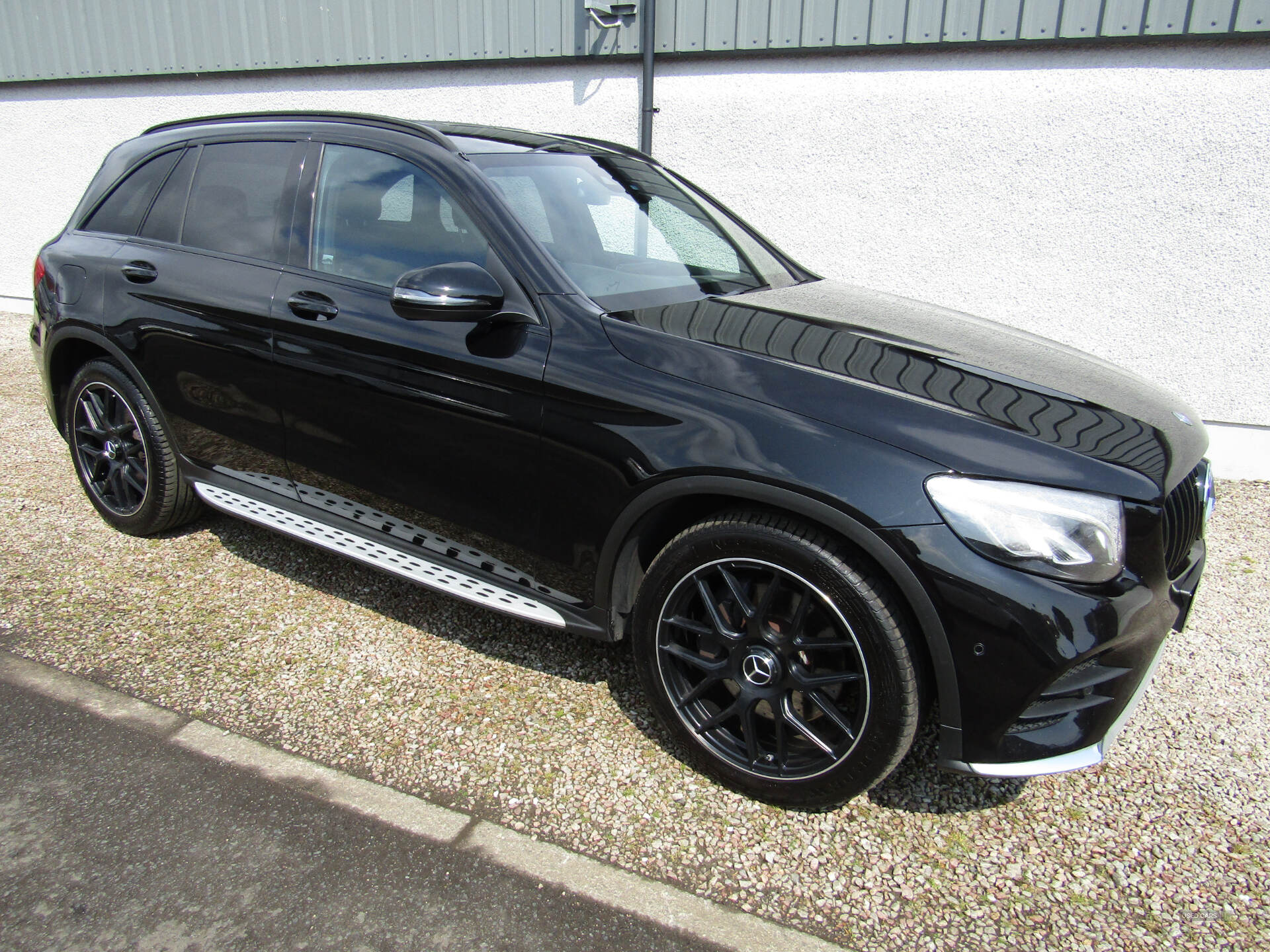 Jan 2017 Mercedes GLC-Class GLC 220d 4Matic AMG Line 5dr 9G-Tronic