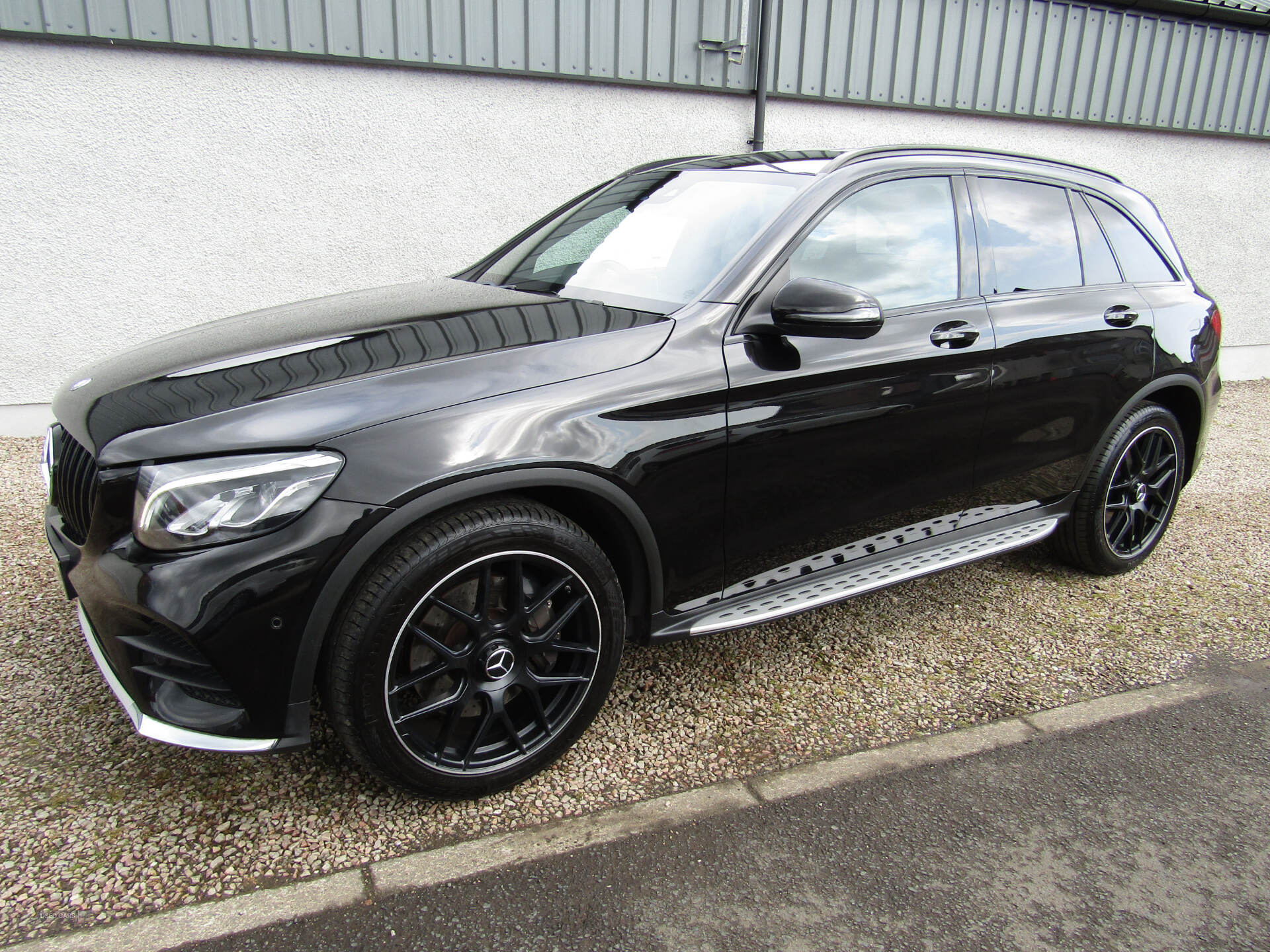Jan 2017 Mercedes GLC-Class GLC 220d 4Matic AMG Line 5dr 9G-Tronic