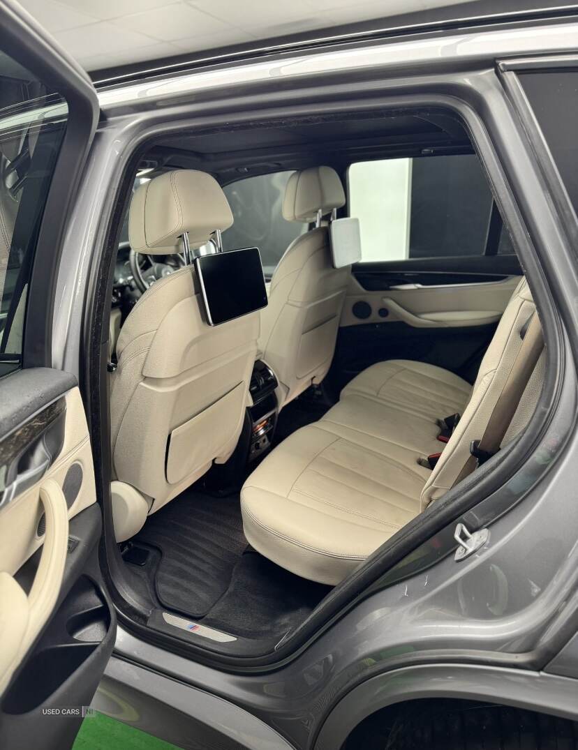 Oct 2018 BMW X5 xDrive30d M Sport 5dr Auto [7 Seat]