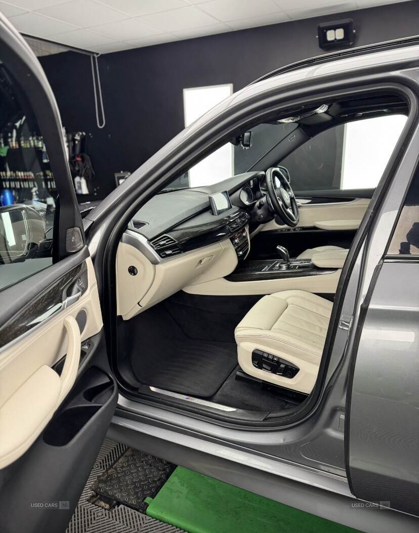 Oct 2018 BMW X5 xDrive30d M Sport 5dr Auto [7 Seat]