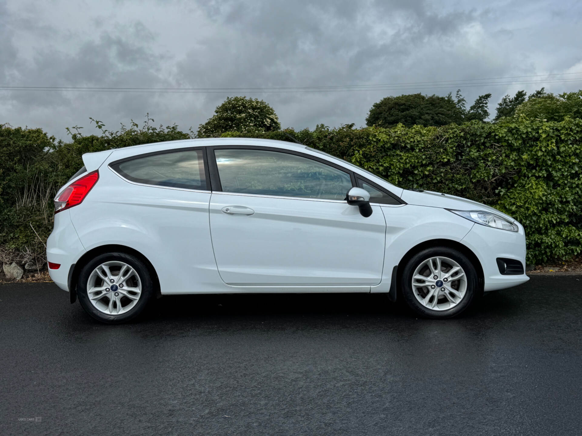 Ford Fiesta HATCHBACK in Down
