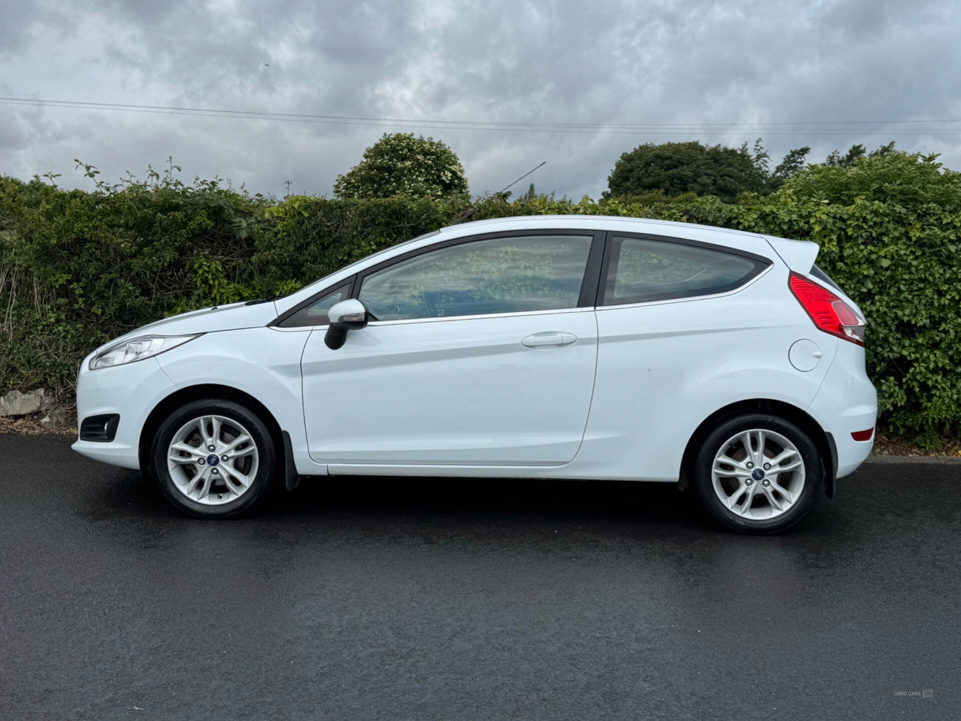 Ford Fiesta HATCHBACK in Down