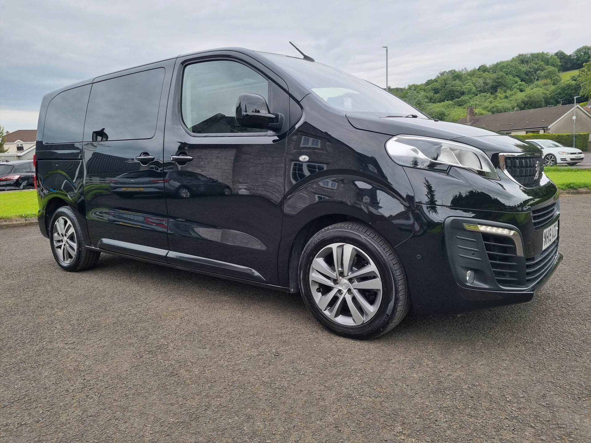 May 2019 Peugeot Traveller 2.0 BlueHDi 180 Allure Standard [8 Seat] 5dr EAT8