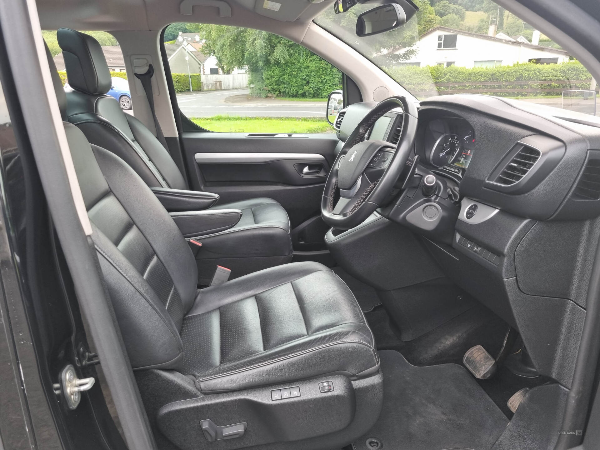 May 2019 Peugeot Traveller 2.0 BlueHDi 180 Allure Standard [8 Seat] 5dr EAT8
