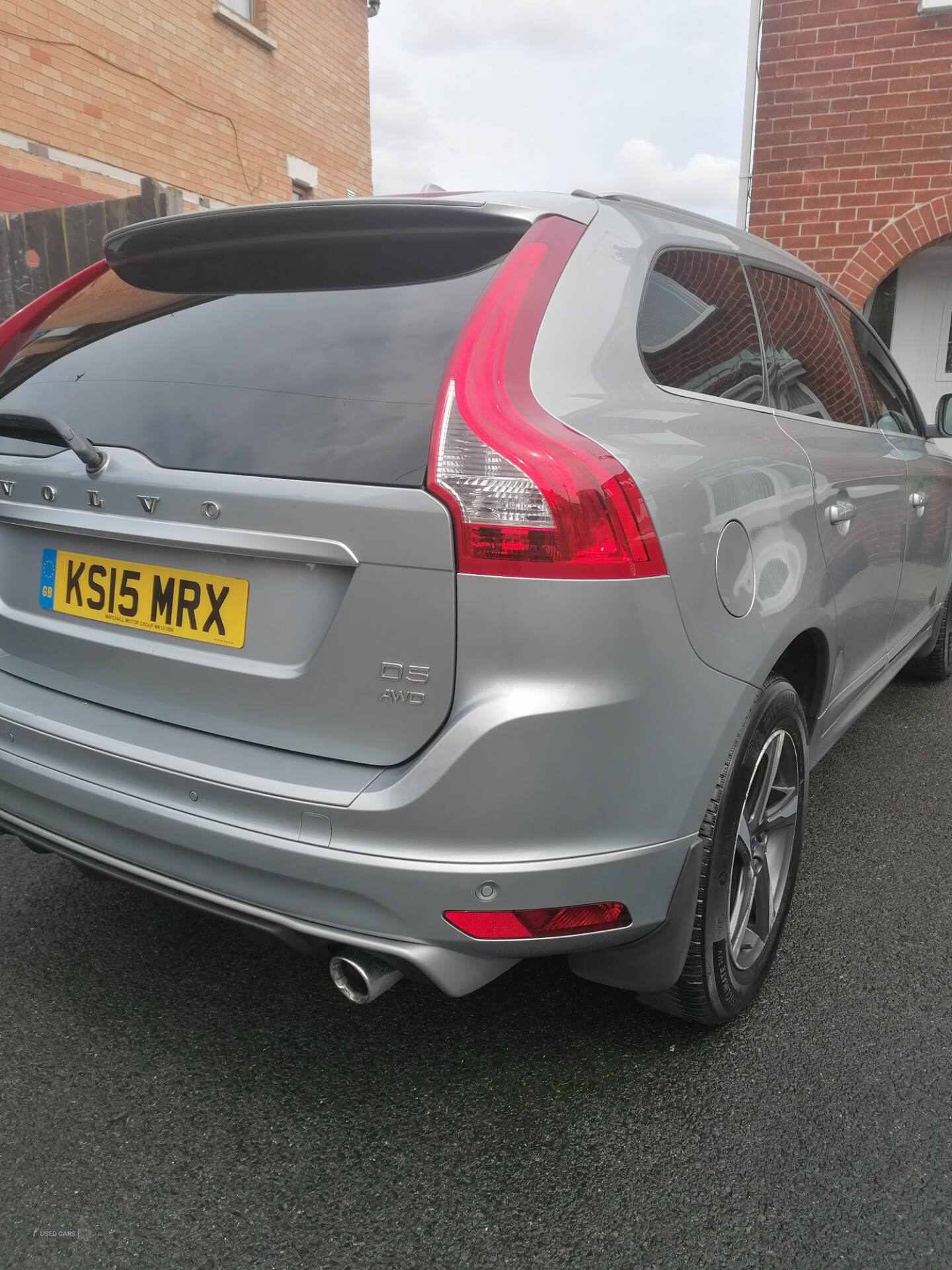 Apr 2015 Volvo XC60 D5 [215] R DESIGN Lux Nav 5dr AWD Geartronic