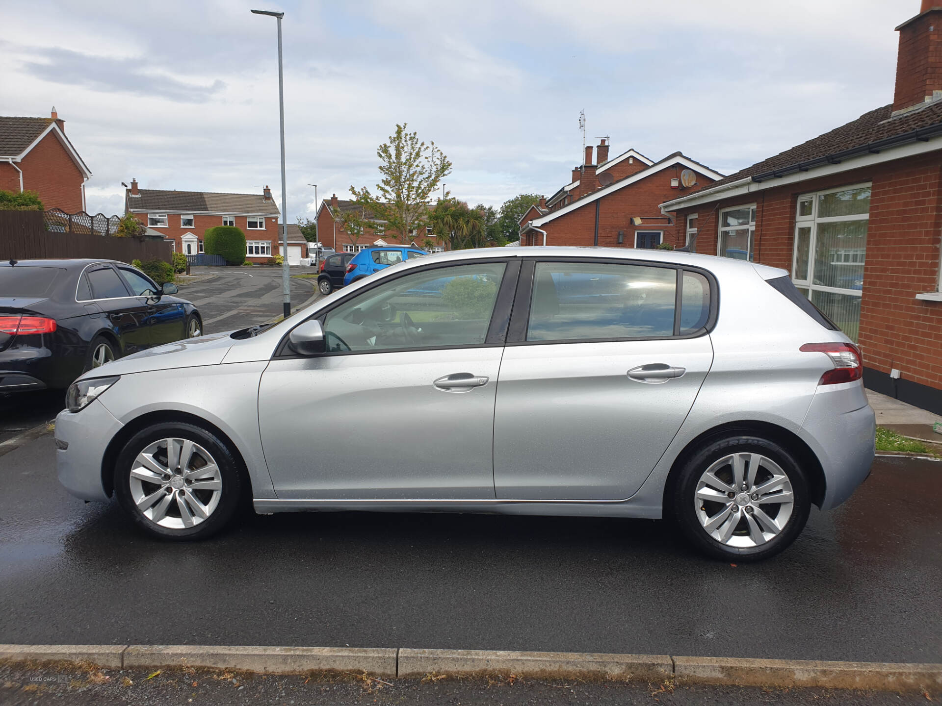 Feb 2015 Peugeot 308 1.6 HDi 115 Active 5dr