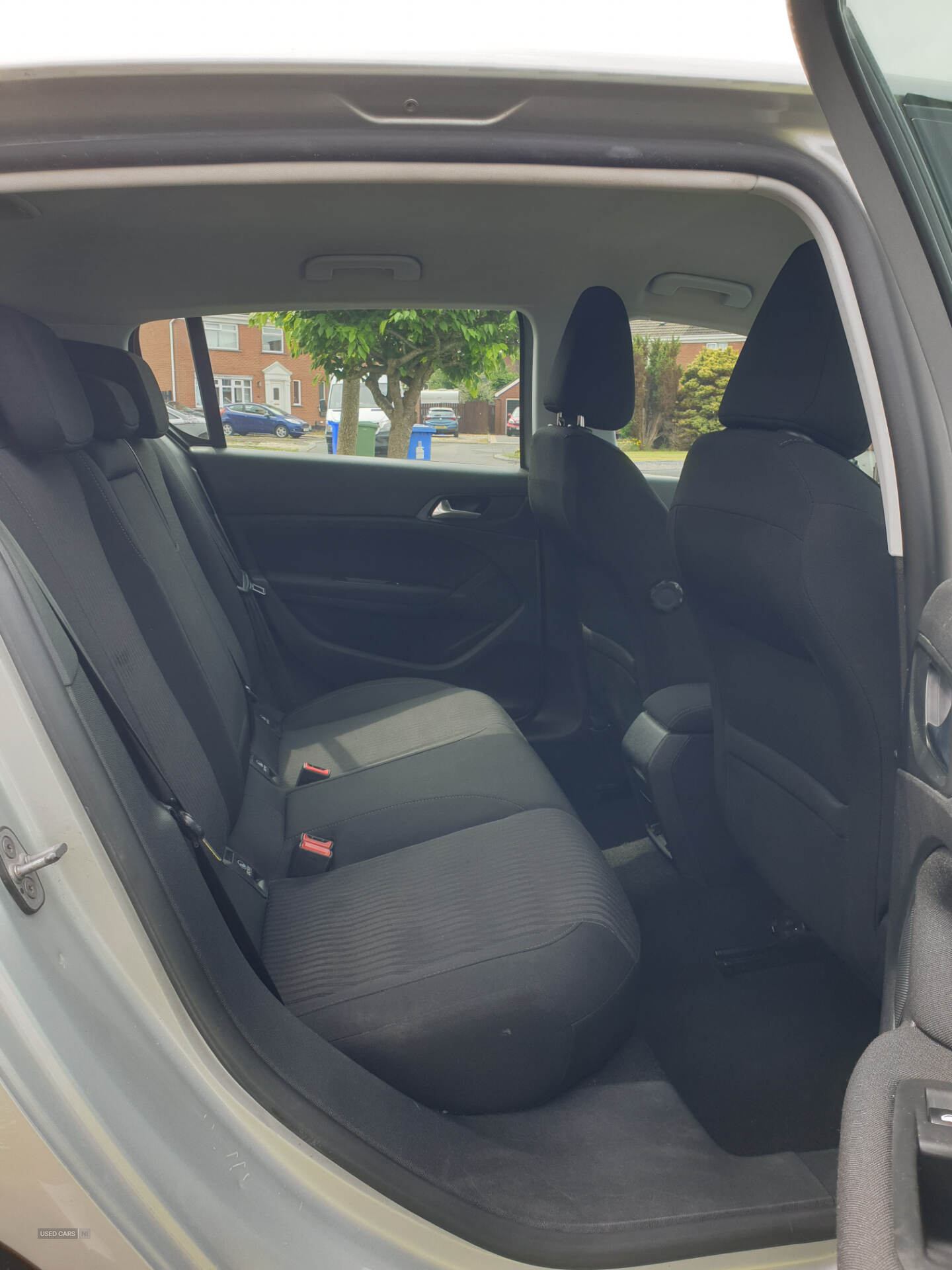 Feb 2015 Peugeot 308 1.6 HDi 115 Active 5dr
