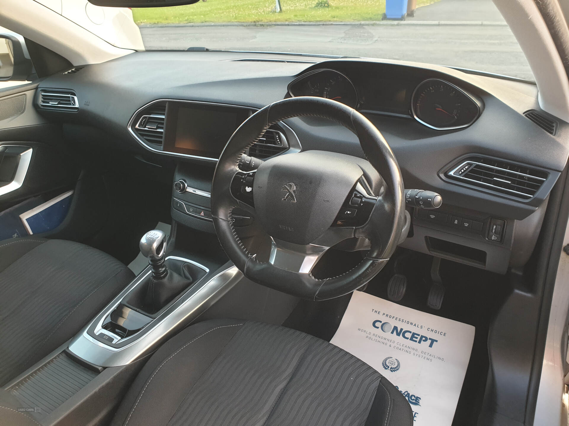 Feb 2015 Peugeot 308 1.6 HDi 115 Active 5dr