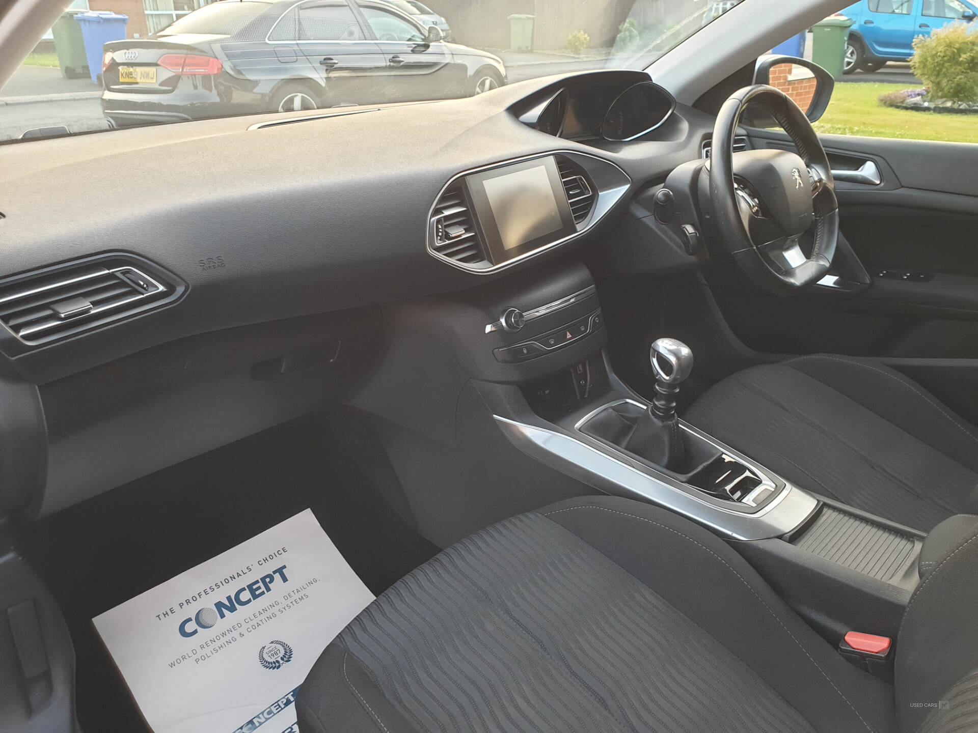 Feb 2015 Peugeot 308 1.6 HDi 115 Active 5dr