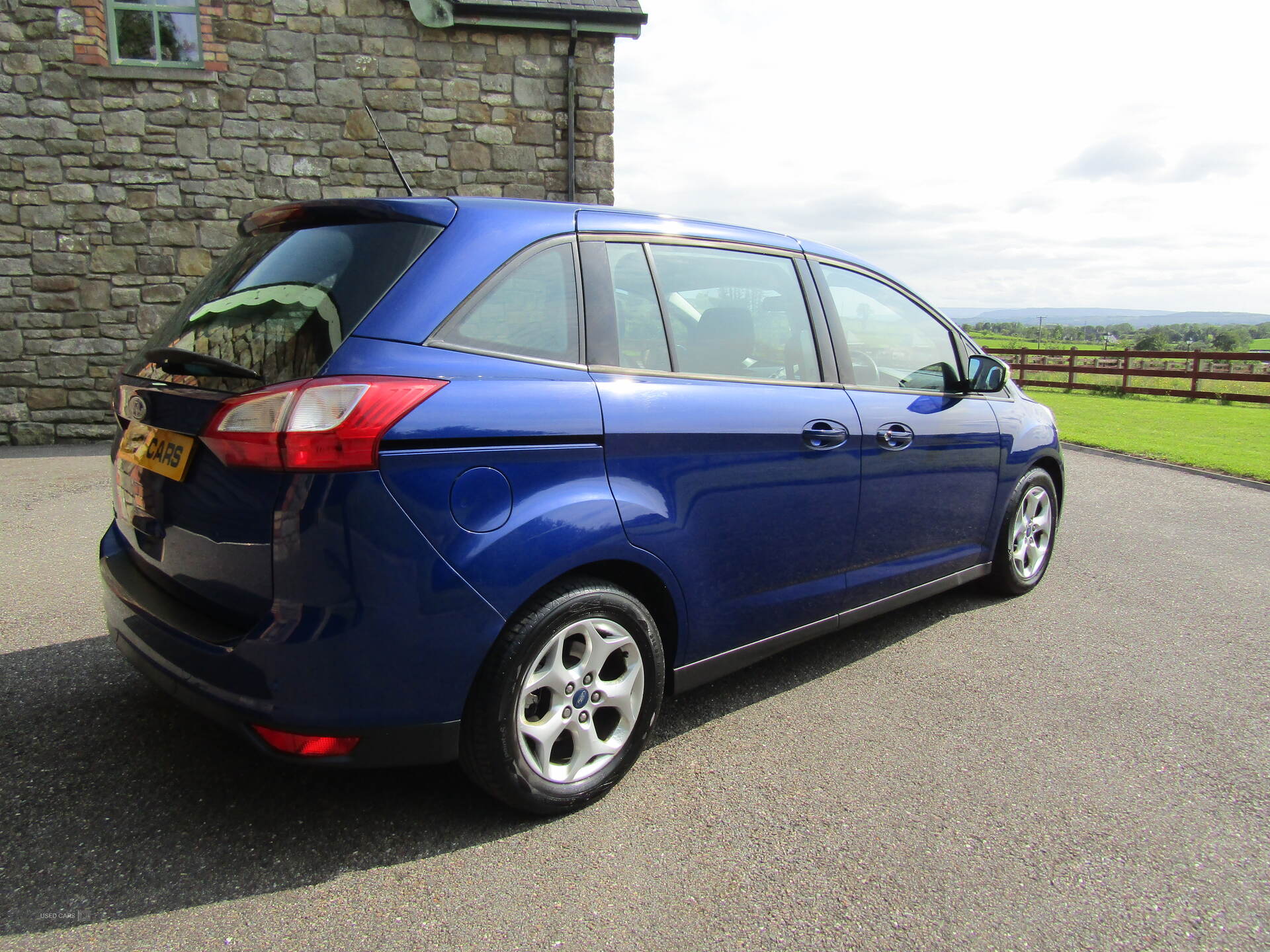 Oct 2013 Ford Grand C-MAX 1.6 TDCi Zetec 5dr