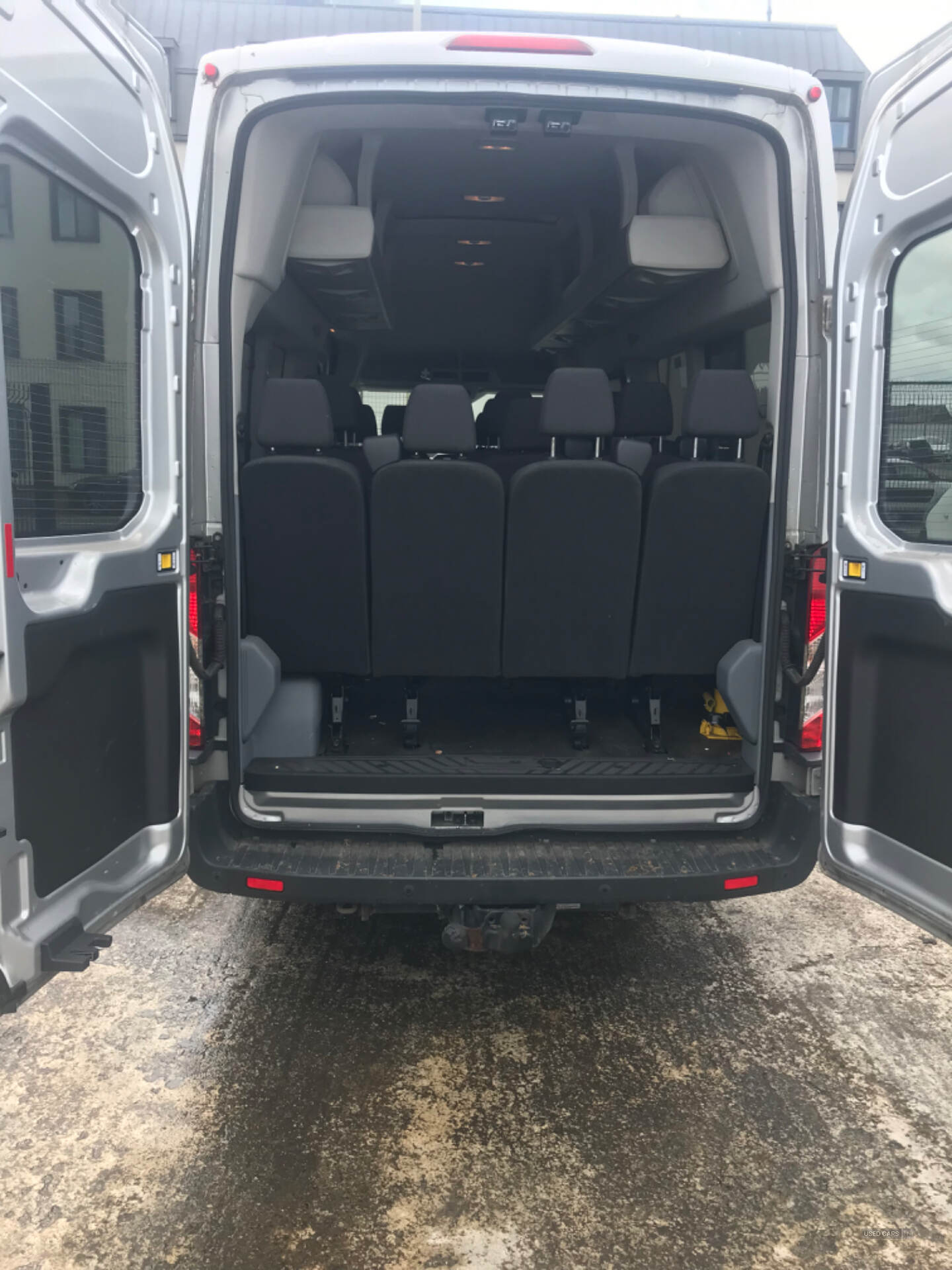 Ford Transit 460 L4 MINIBUS DIESEL RWD in Antrim