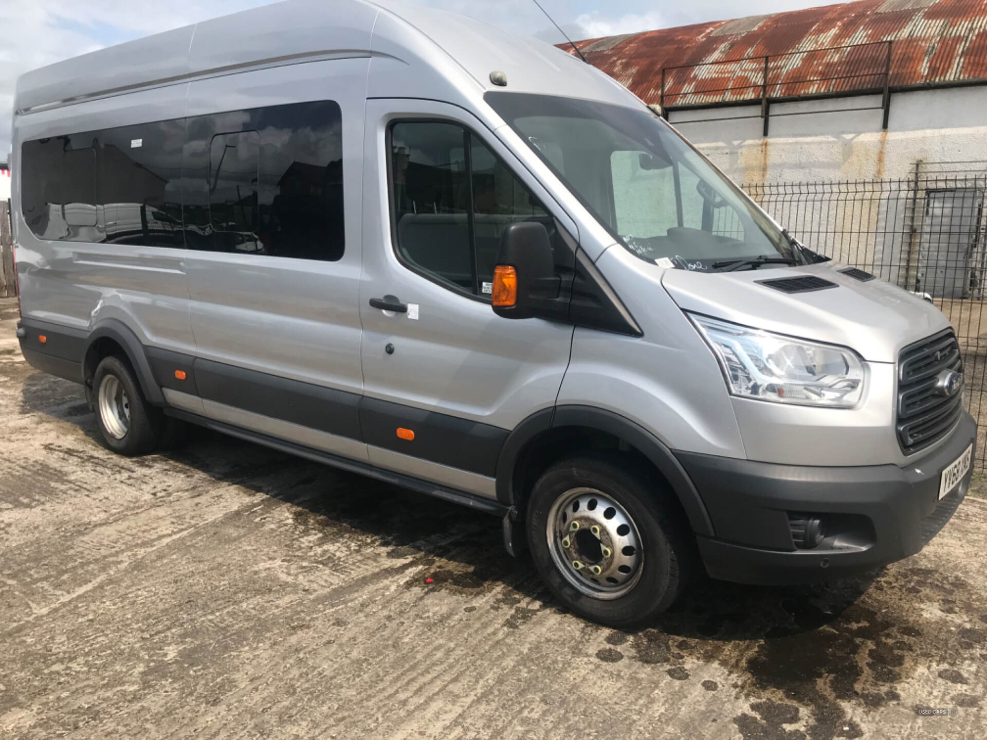 Ford Transit 460 L4 MINIBUS DIESEL RWD in Antrim