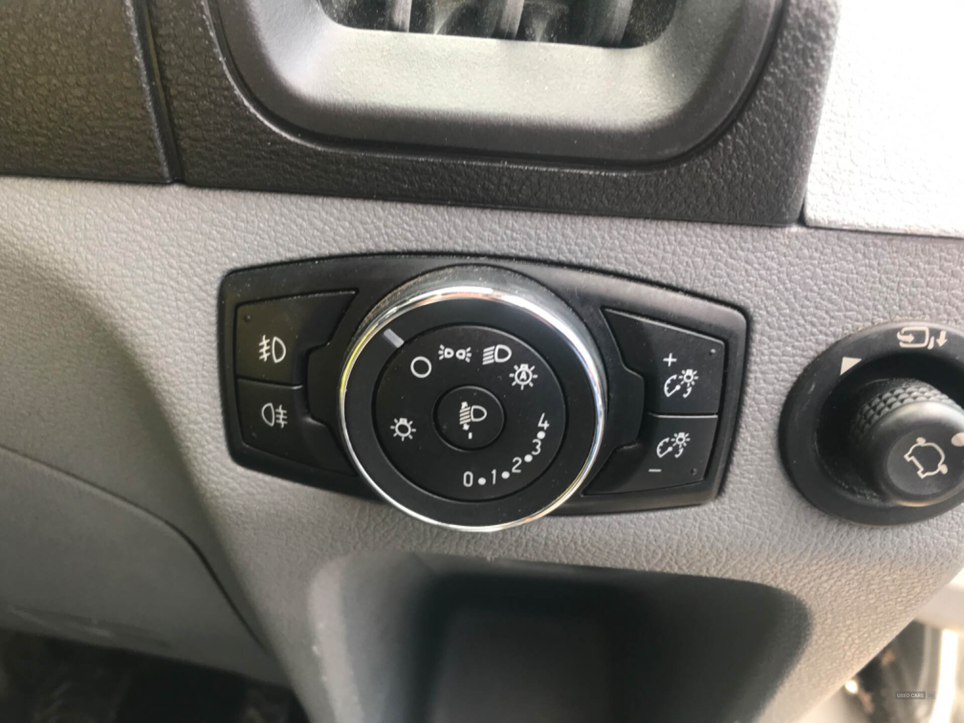 Ford Transit 460 L4 MINIBUS DIESEL RWD in Antrim