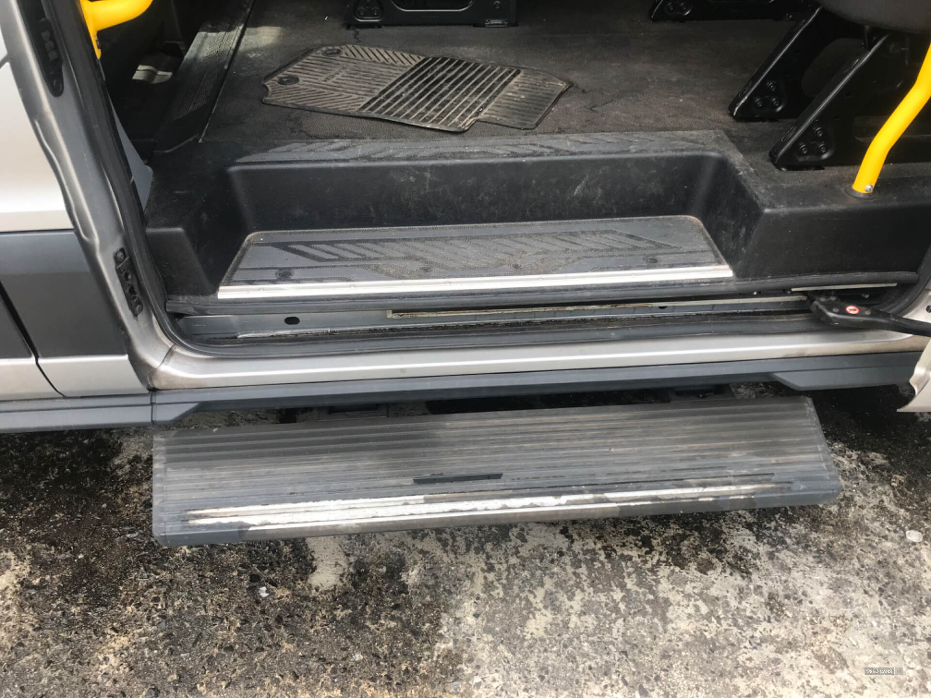 Ford Transit 460 L4 MINIBUS DIESEL RWD in Antrim