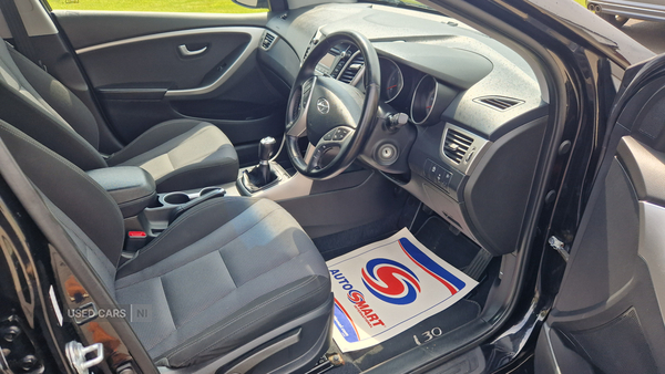 Hyundai i30 DIESEL HATCHBACK in Down