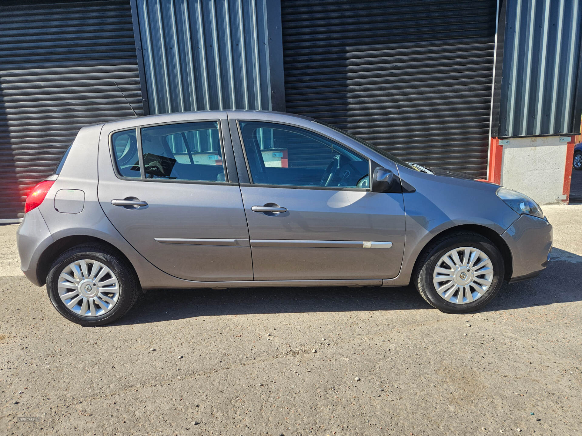Jun 2012 Renault Clio 1.2 16V Expression+ 5dr