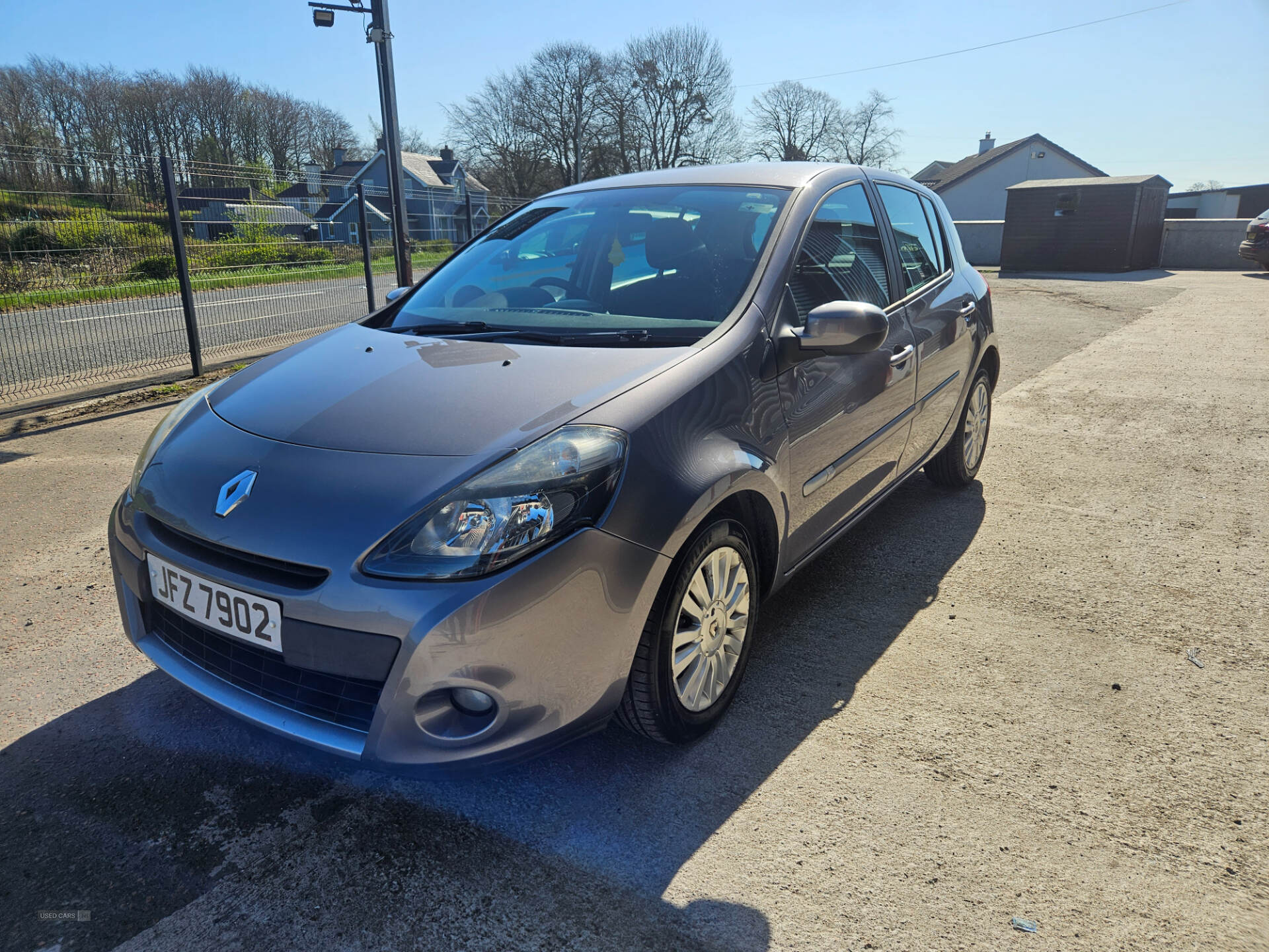 Jun 2012 Renault Clio 1.2 16V Expression+ 5dr