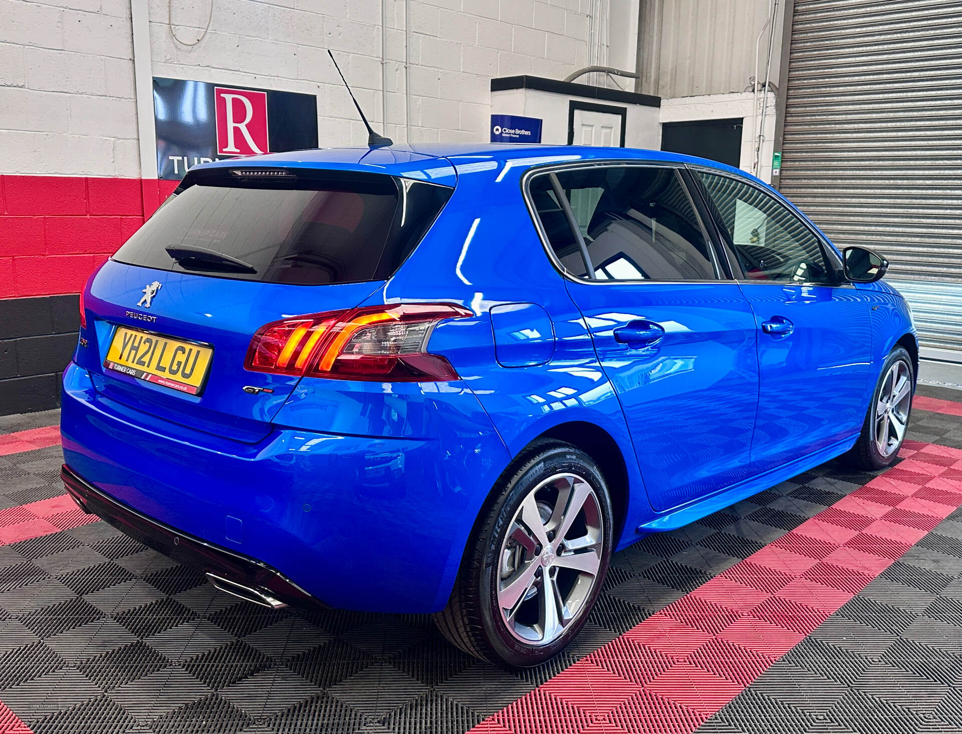 Apr 2021 Peugeot 308 1.5 BlueHDi 130 GT 5dr EAT8 [Digital i-Cockpit]