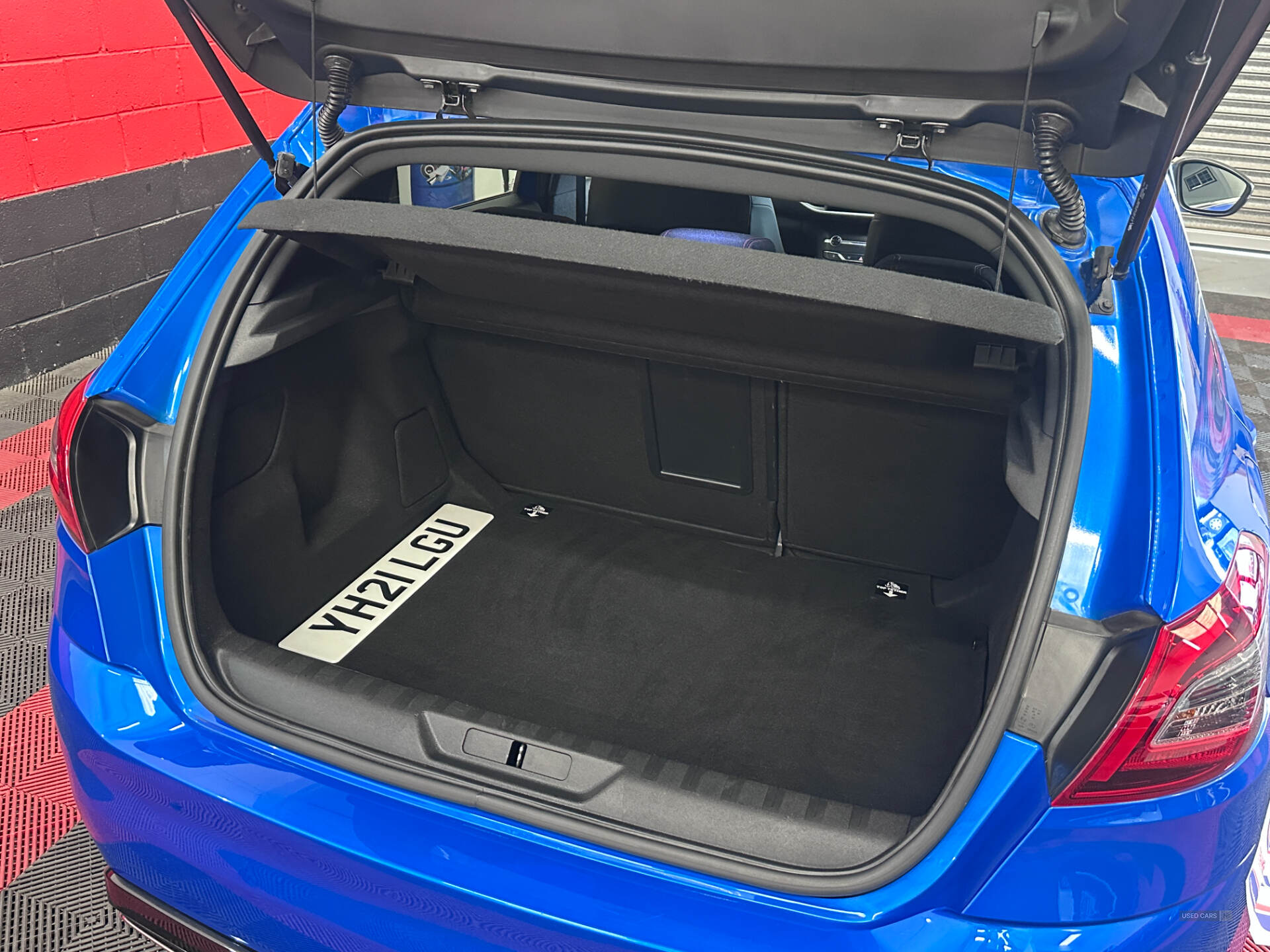 Apr 2021 Peugeot 308 1.5 BlueHDi 130 GT 5dr EAT8 [Digital i-Cockpit]